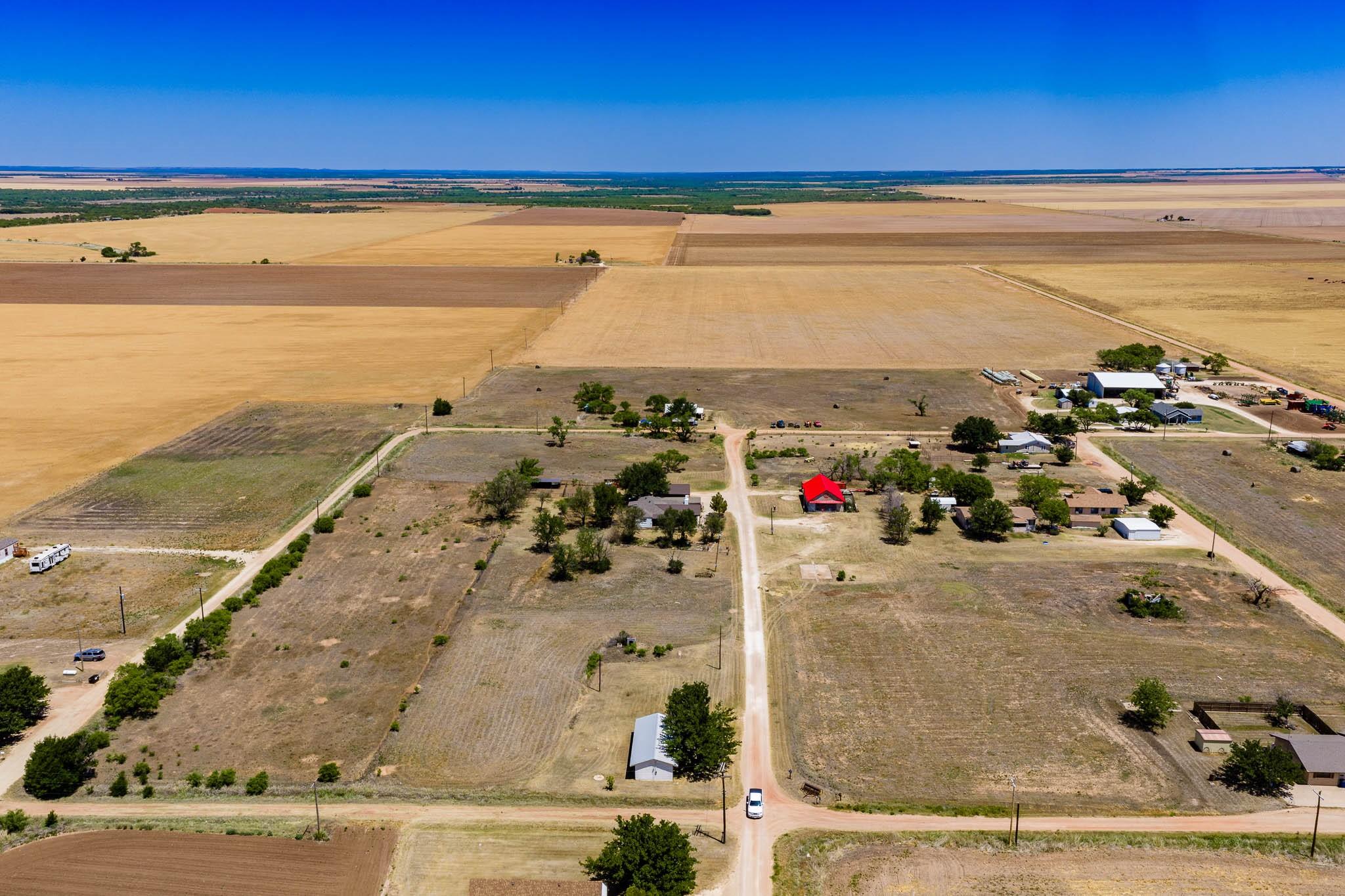 main property photo 34