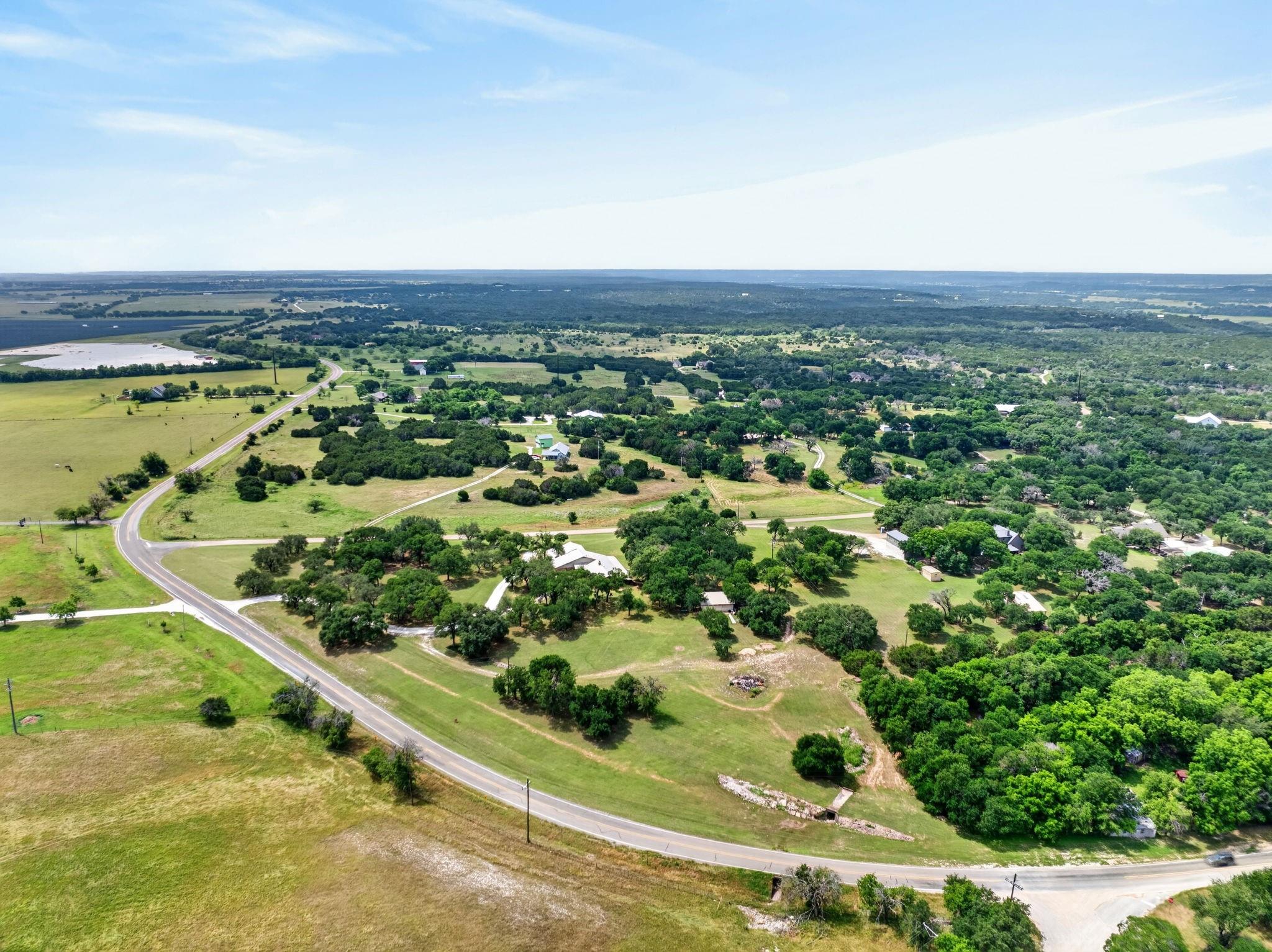 main property photo 29