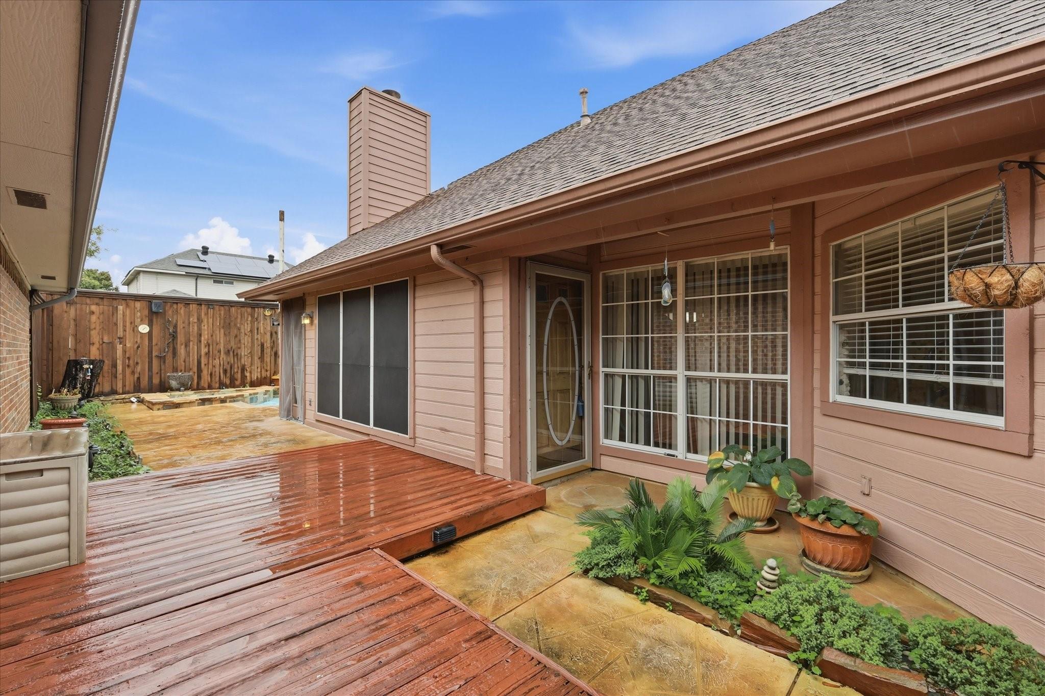 main property photo 23