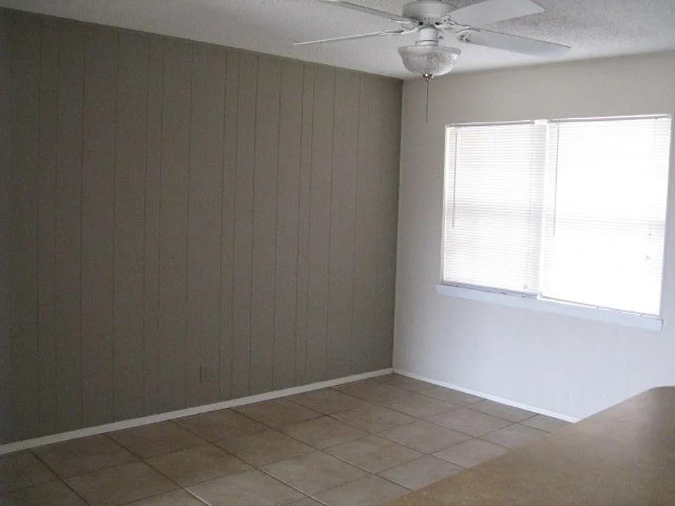property viewer photo 13