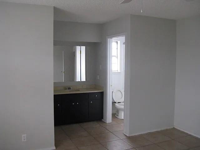 property viewer photo 15