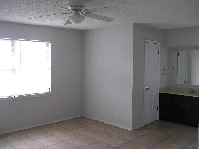 property viewer photo 17