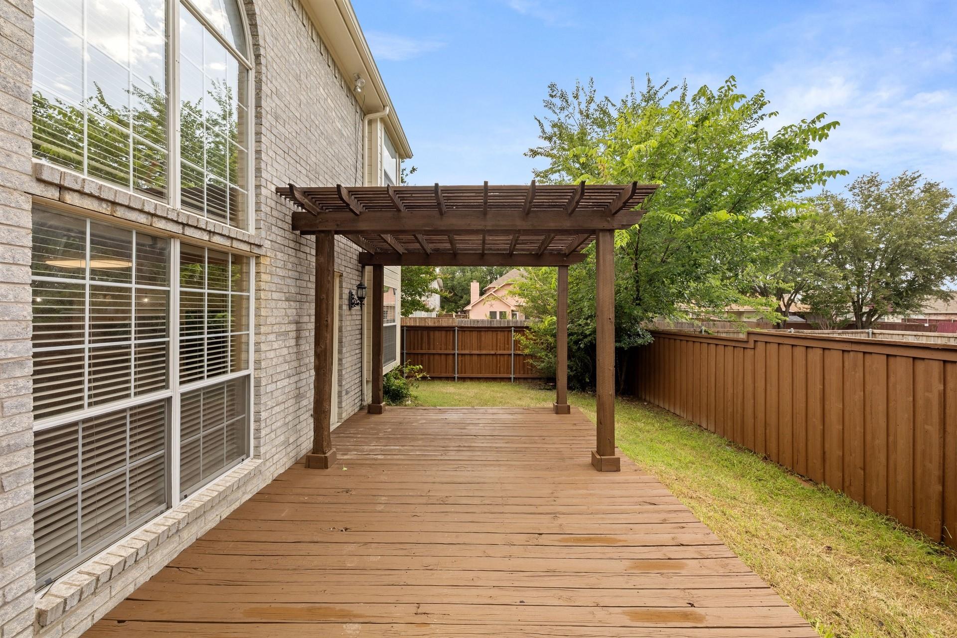 main property photo 13