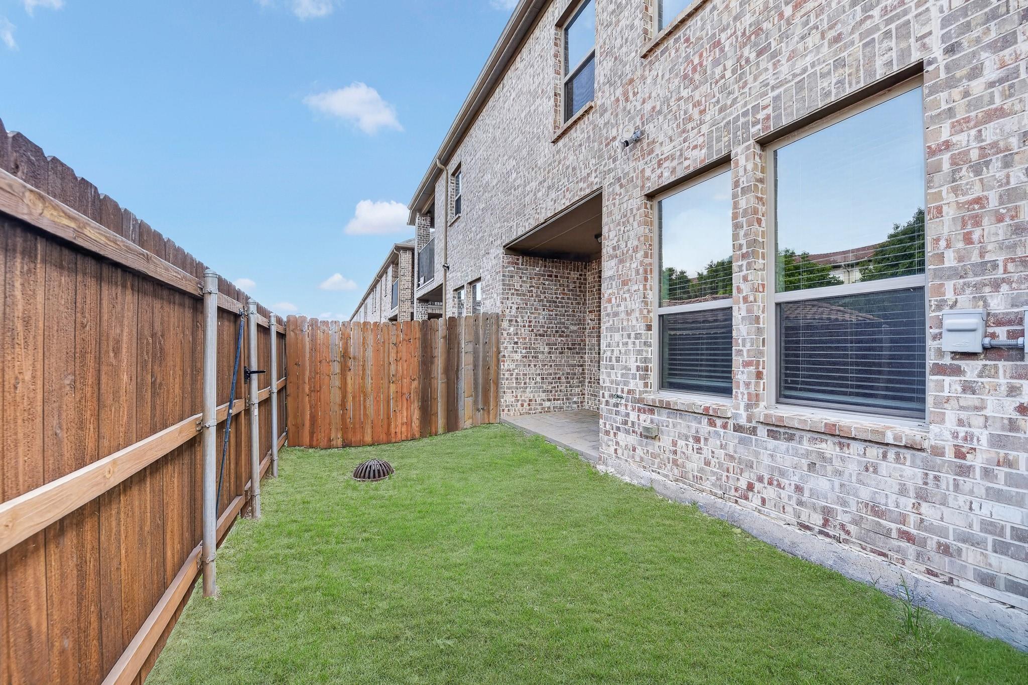 main property photo 35