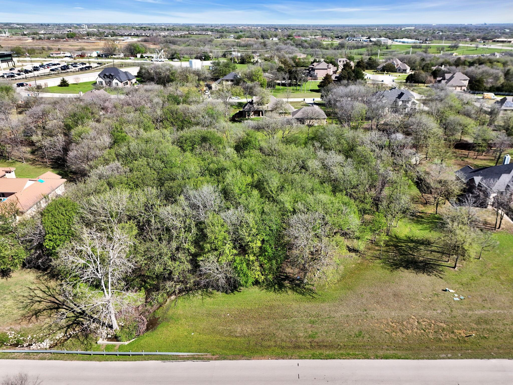 main property photo 7