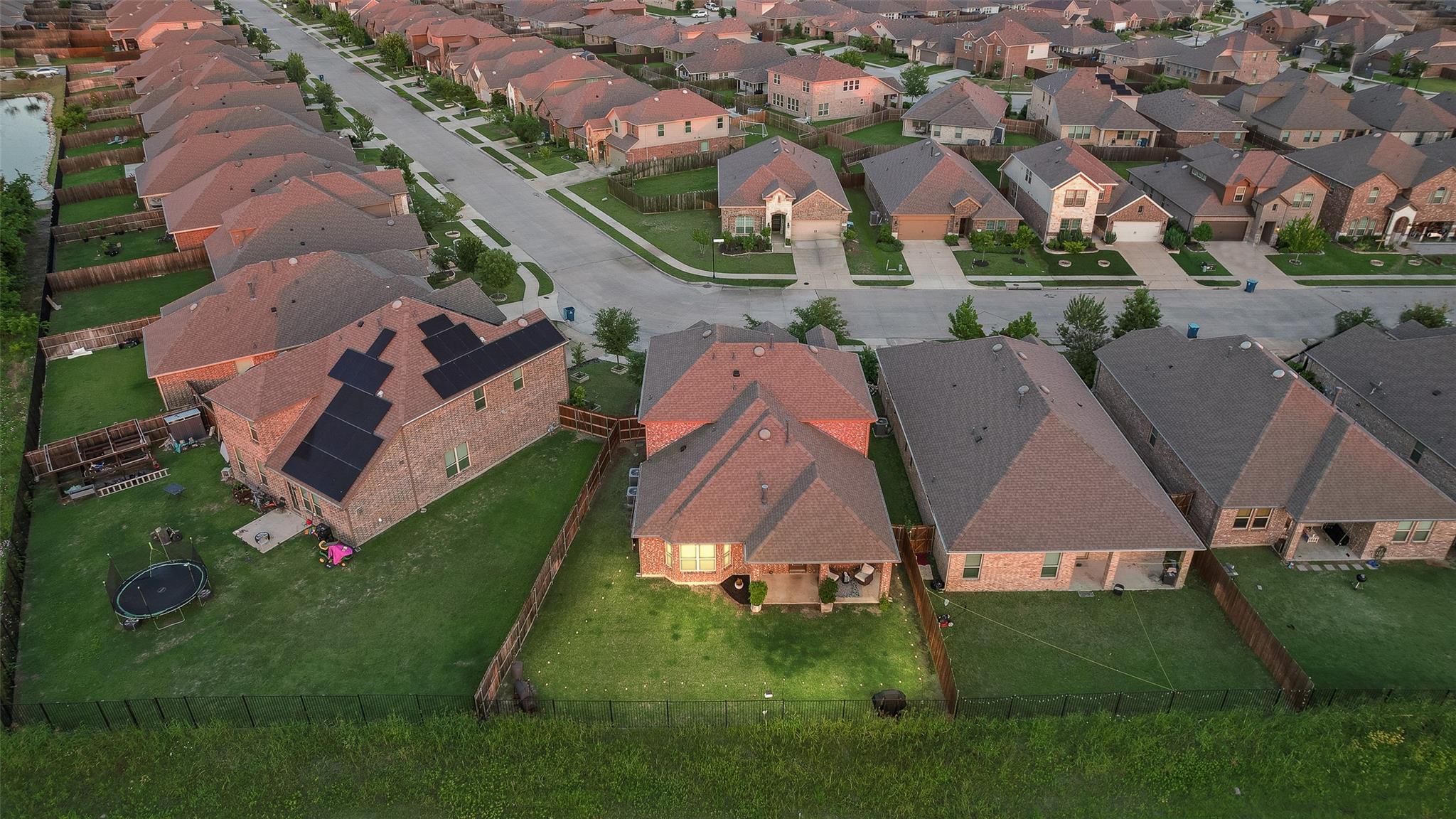 main property photo 33