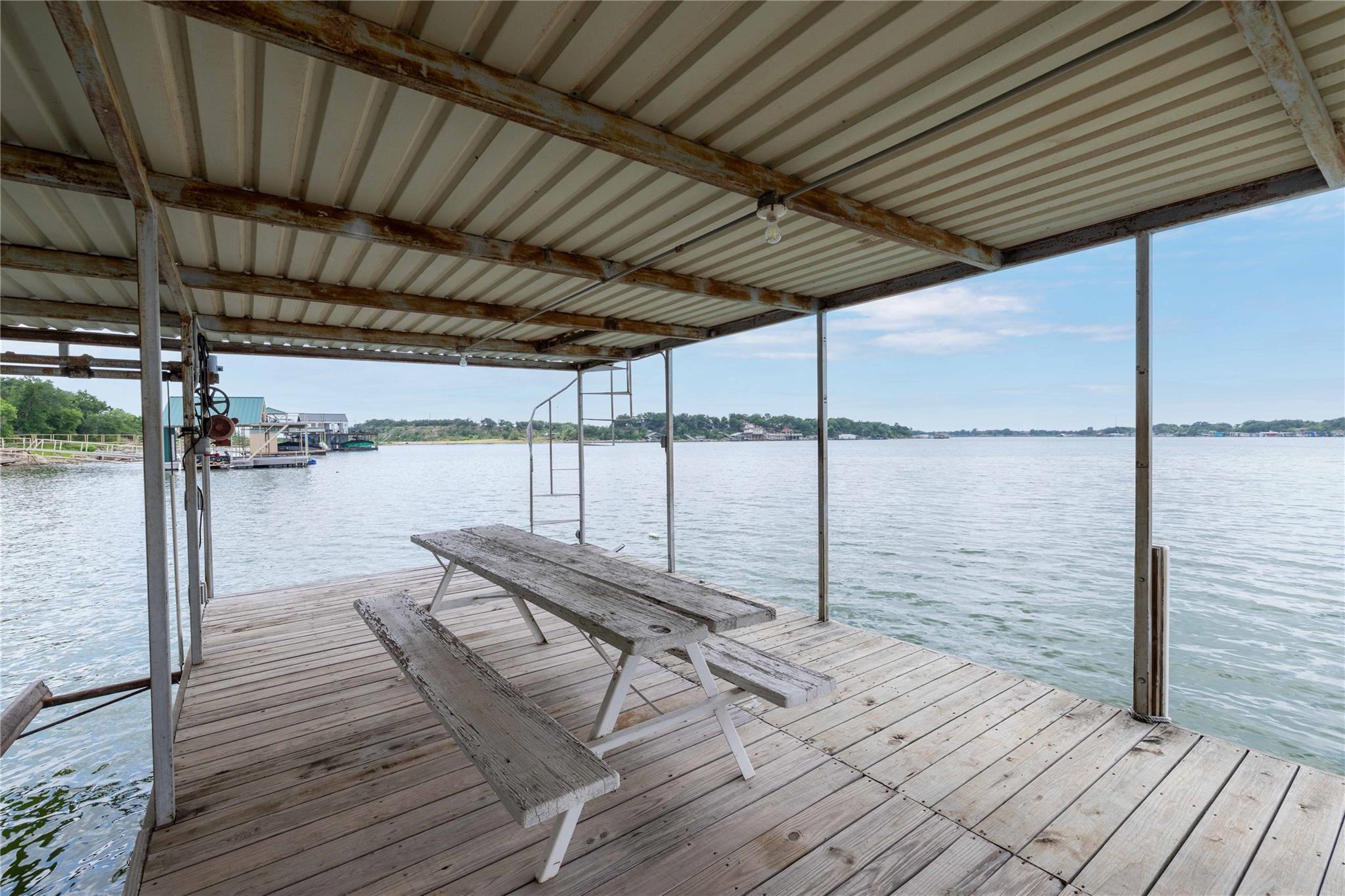 main property photo 21