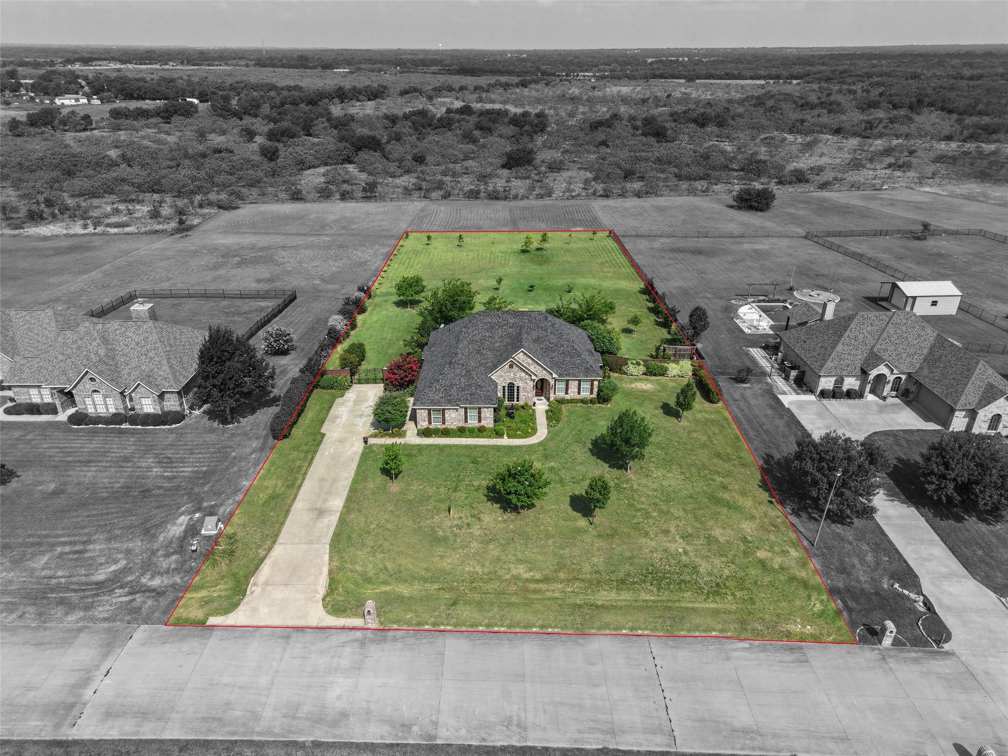 main property photo 32