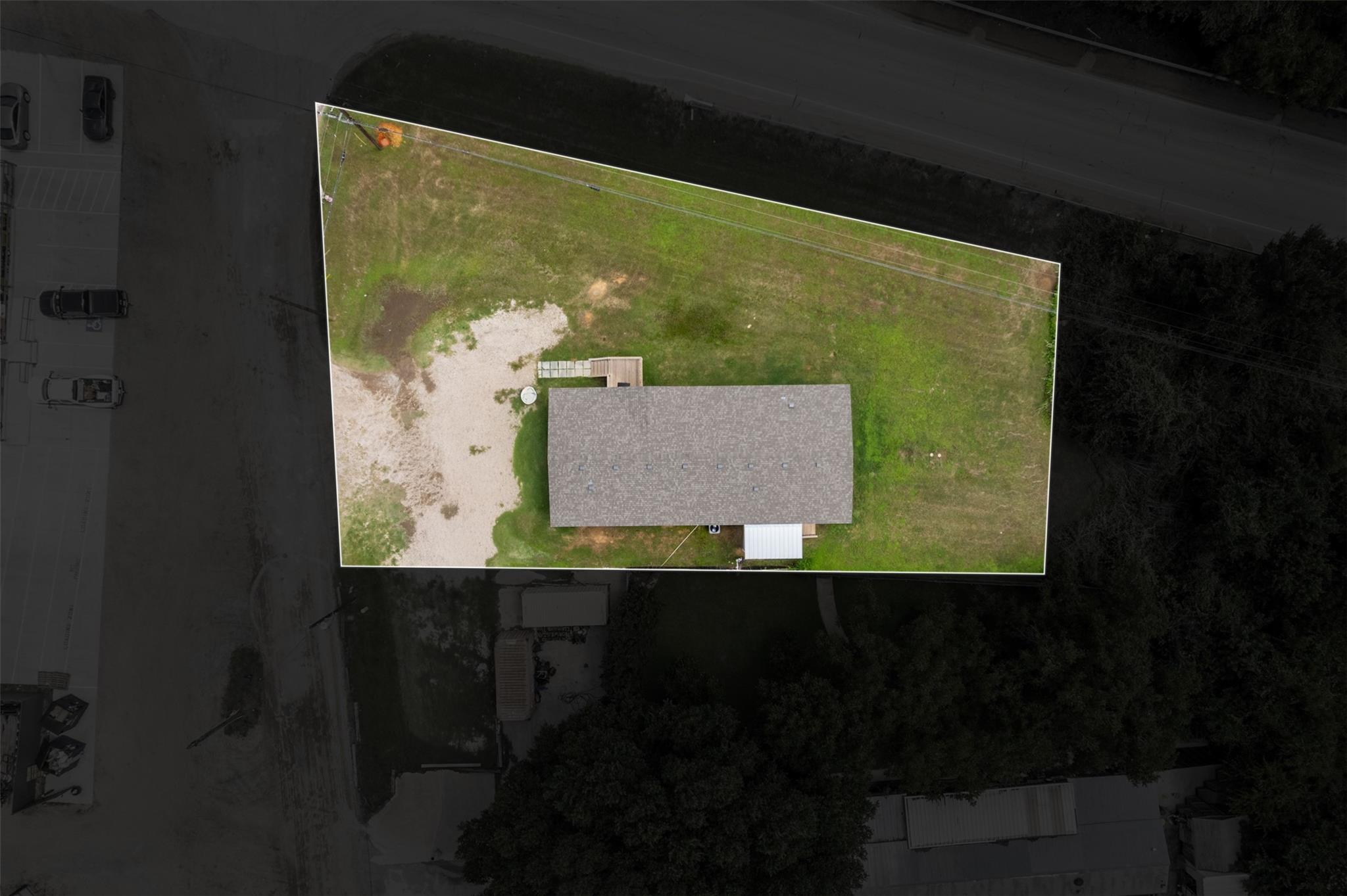 main property photo 20