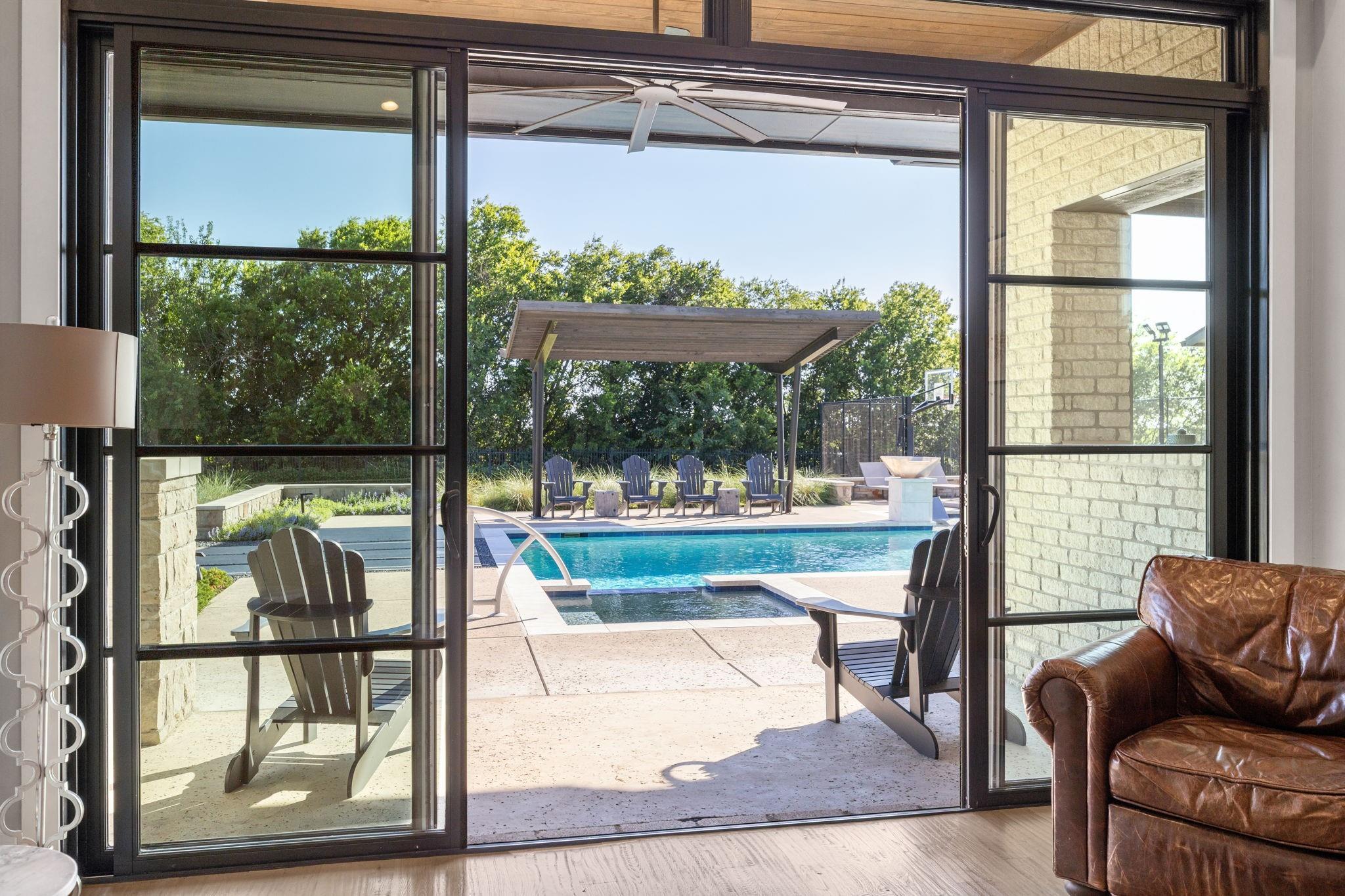 main property photo 15