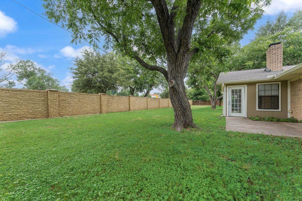main property photo 35
