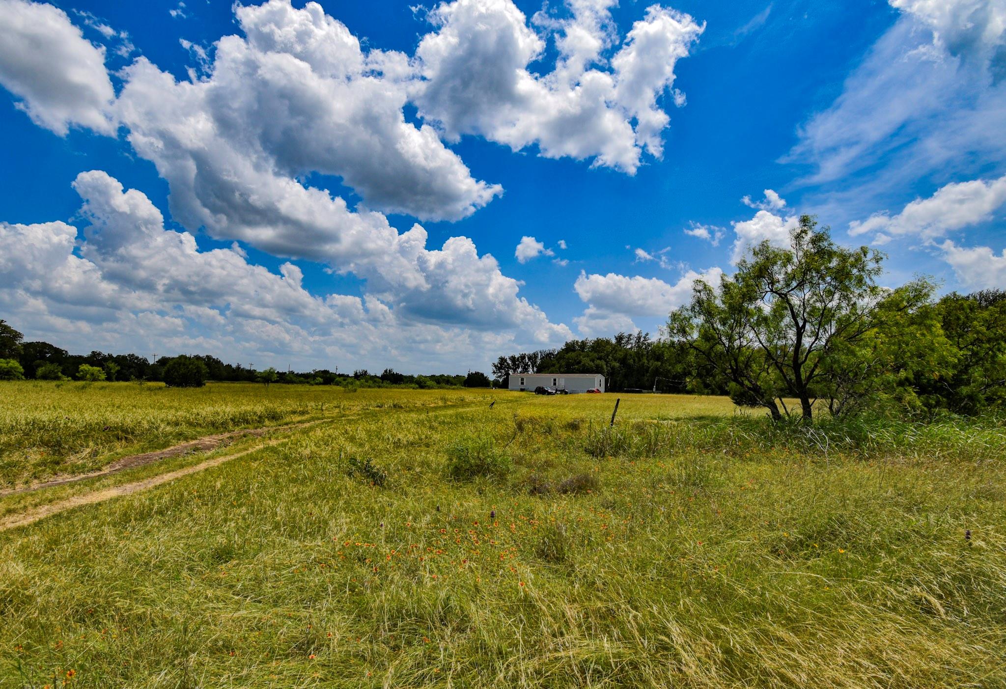 main property photo 16