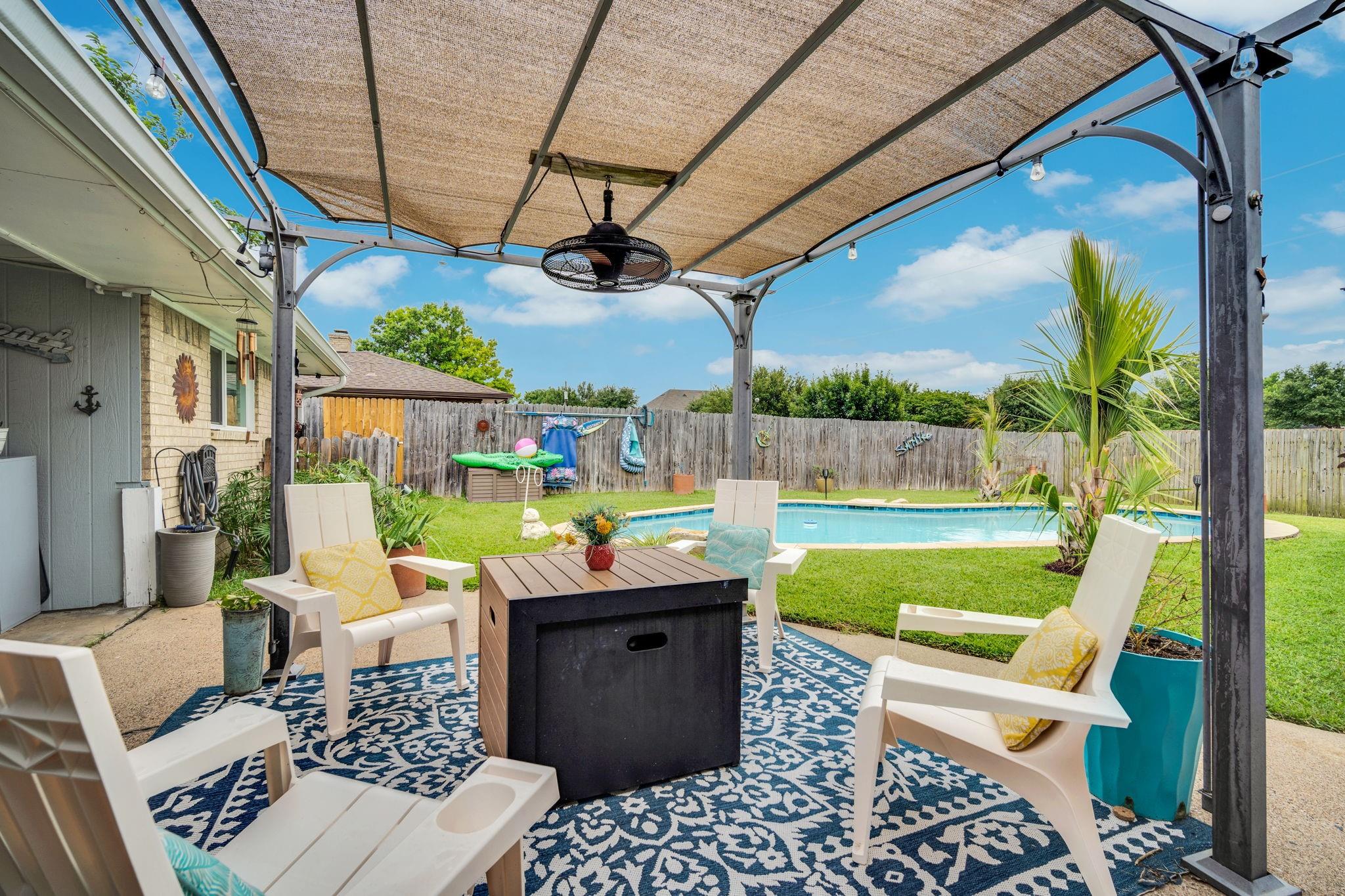 main property photo 18