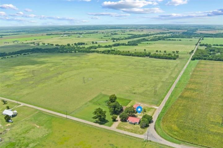 main property photo 35