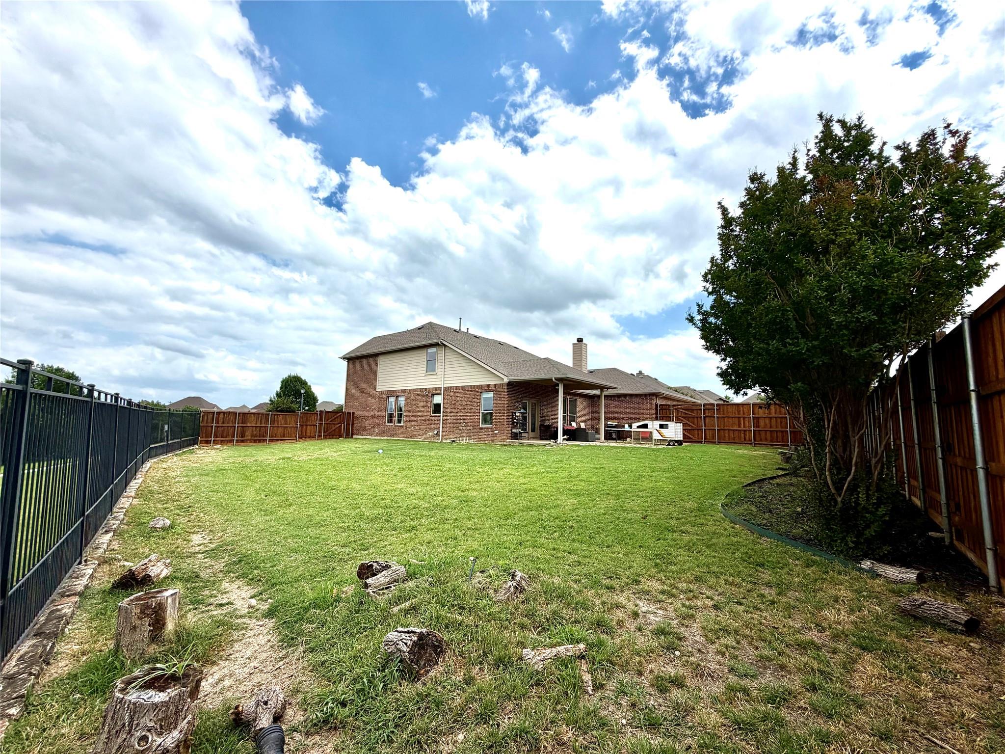 main property photo 35