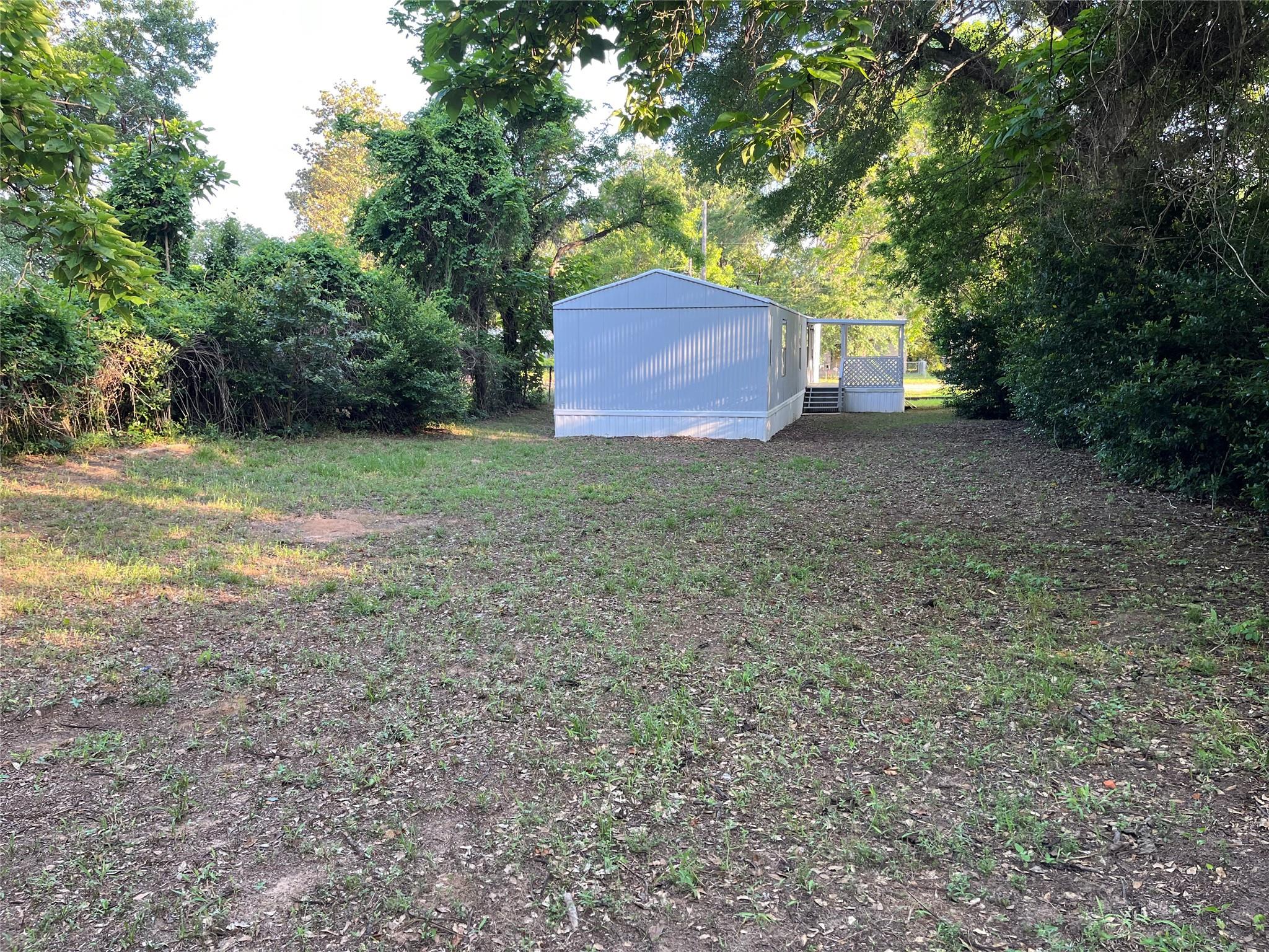 main property photo 13