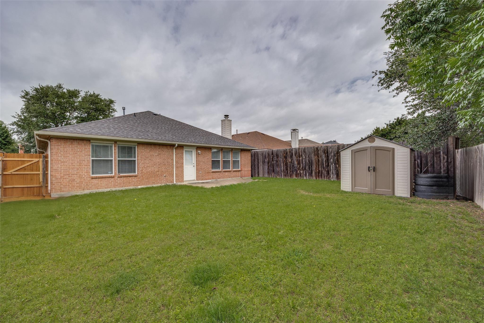 main property photo 24