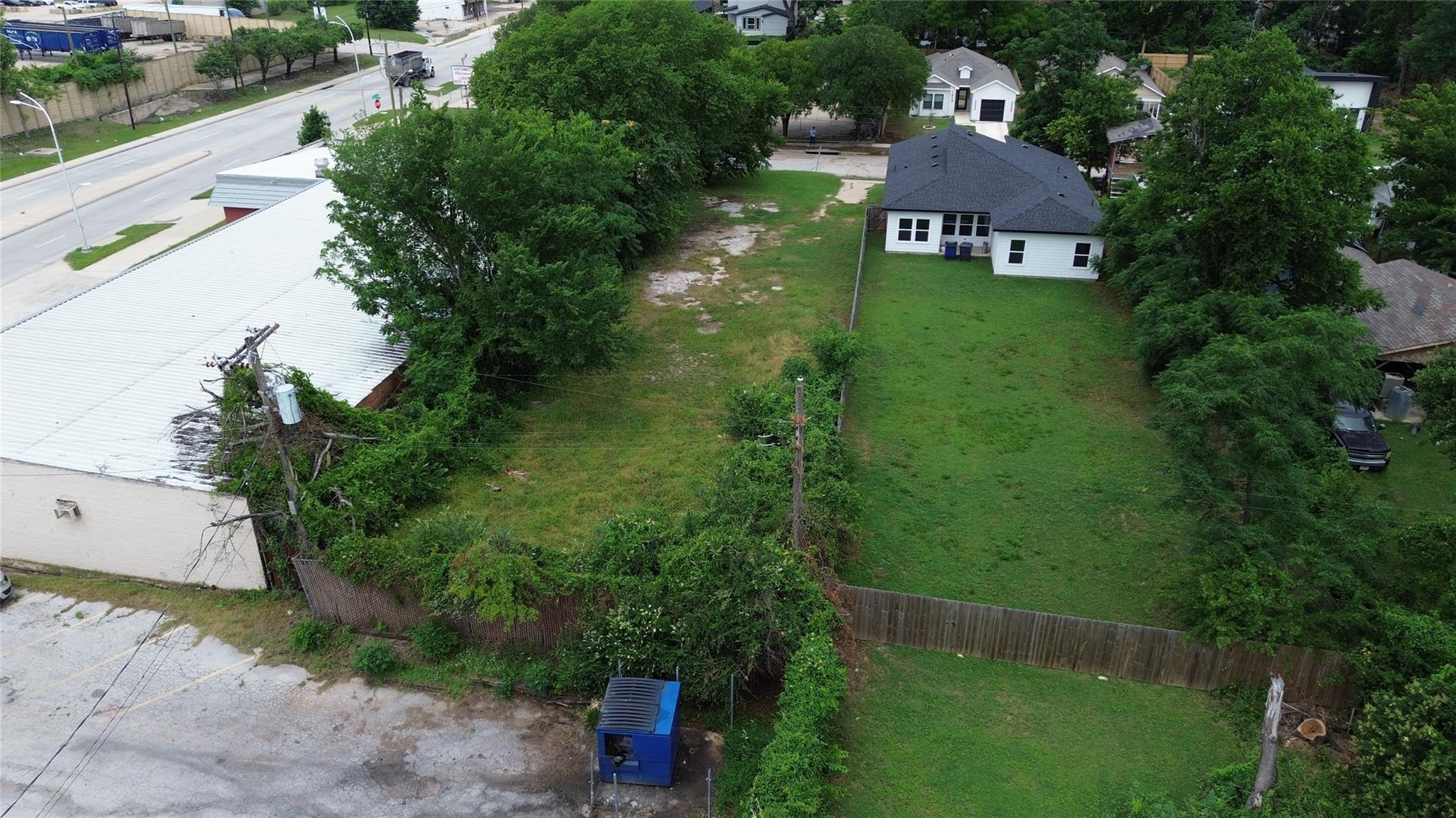 main property photo 5