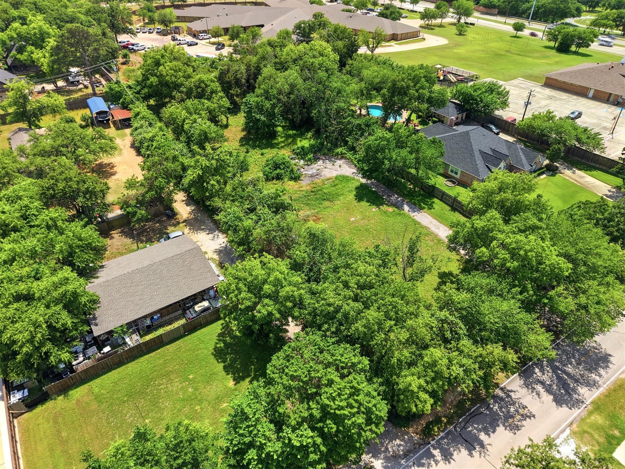 main property photo 3
