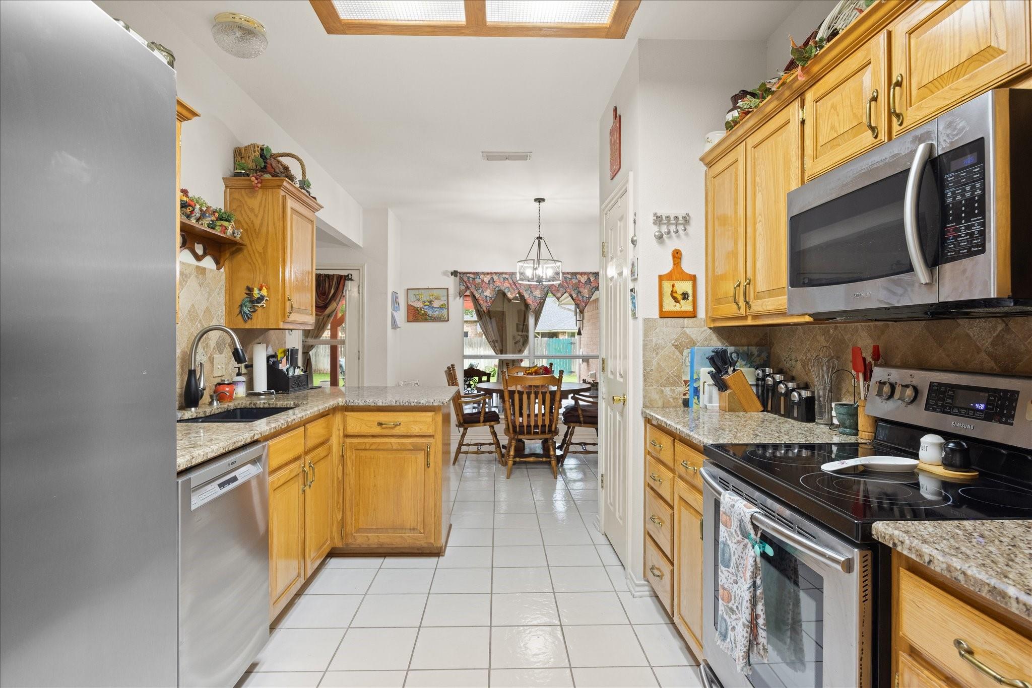 main property photo 5