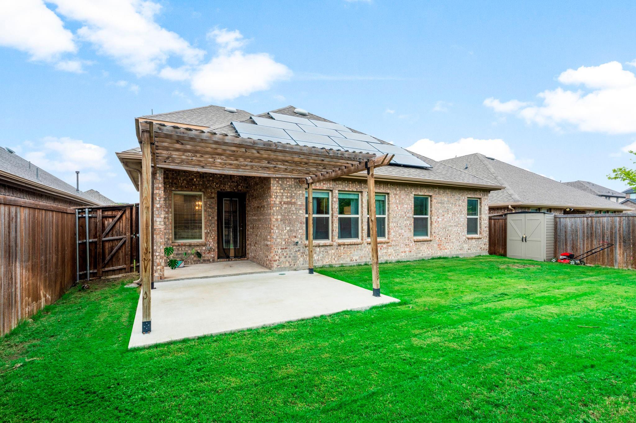 main property photo 23