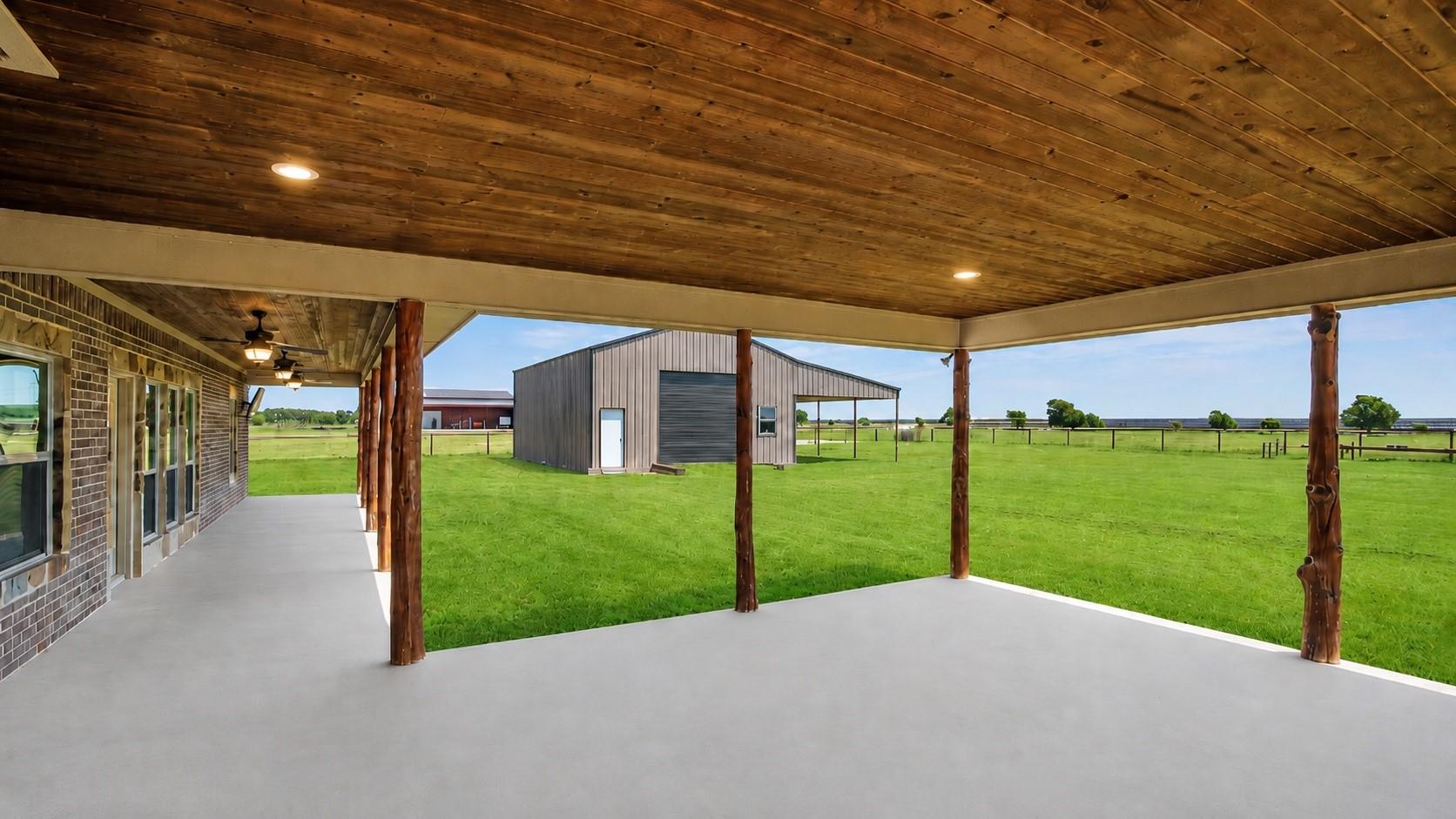 main property photo 10