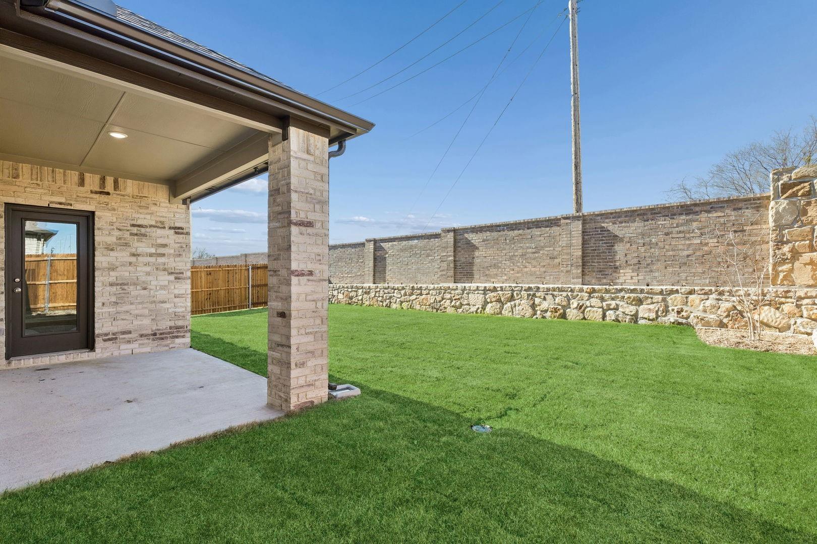 main property photo 32