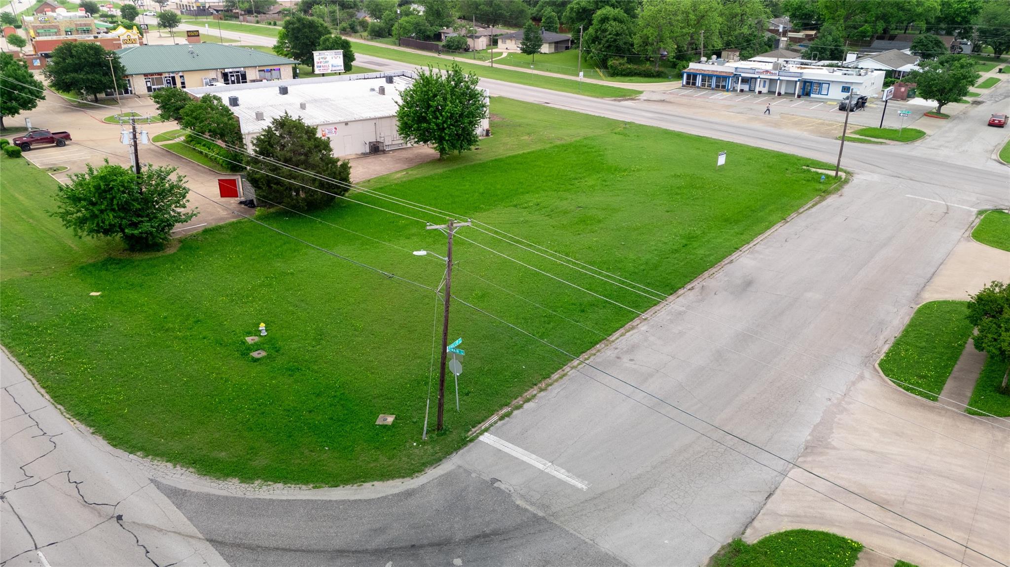 main property photo 18