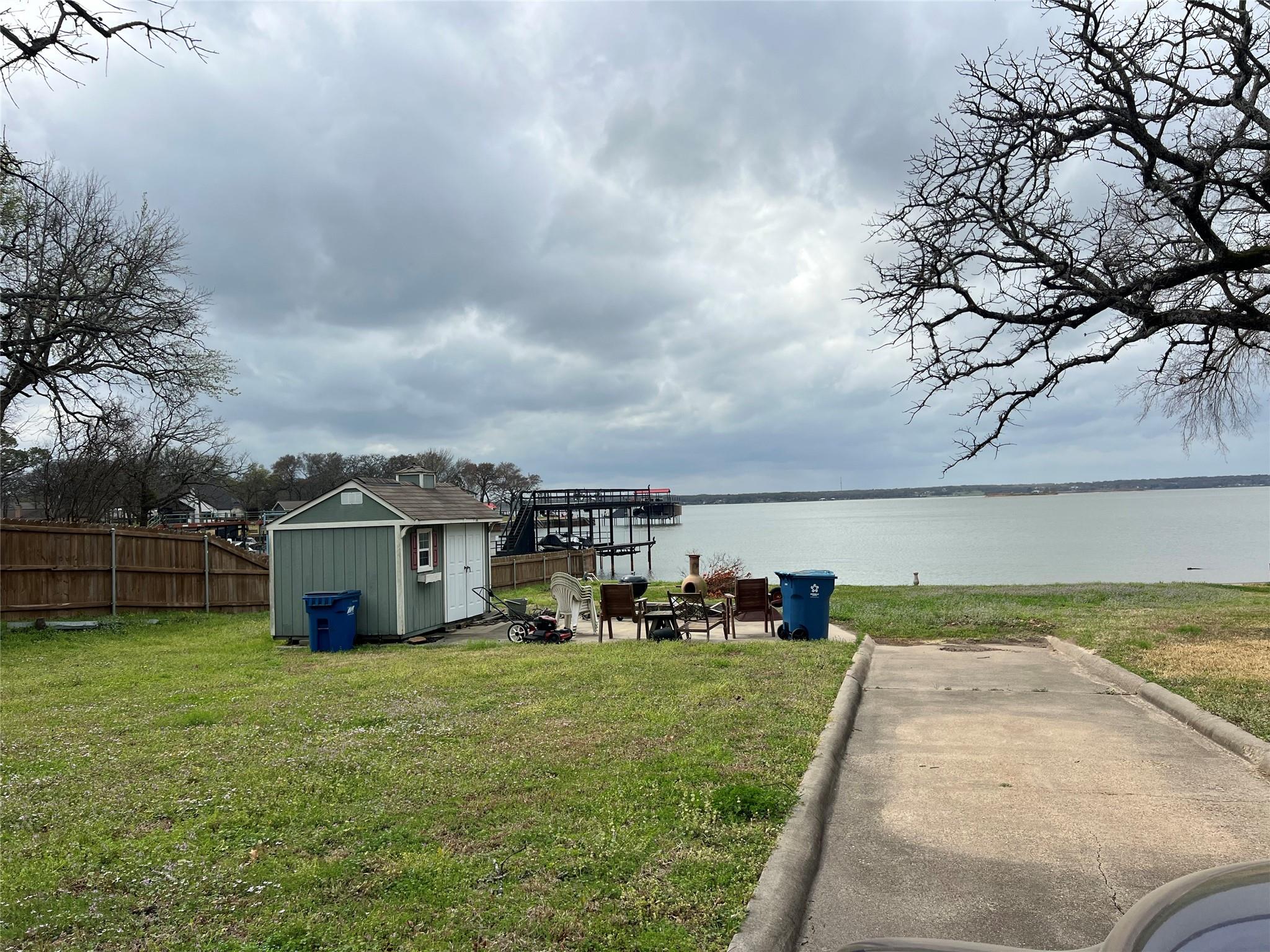 main property photo 9