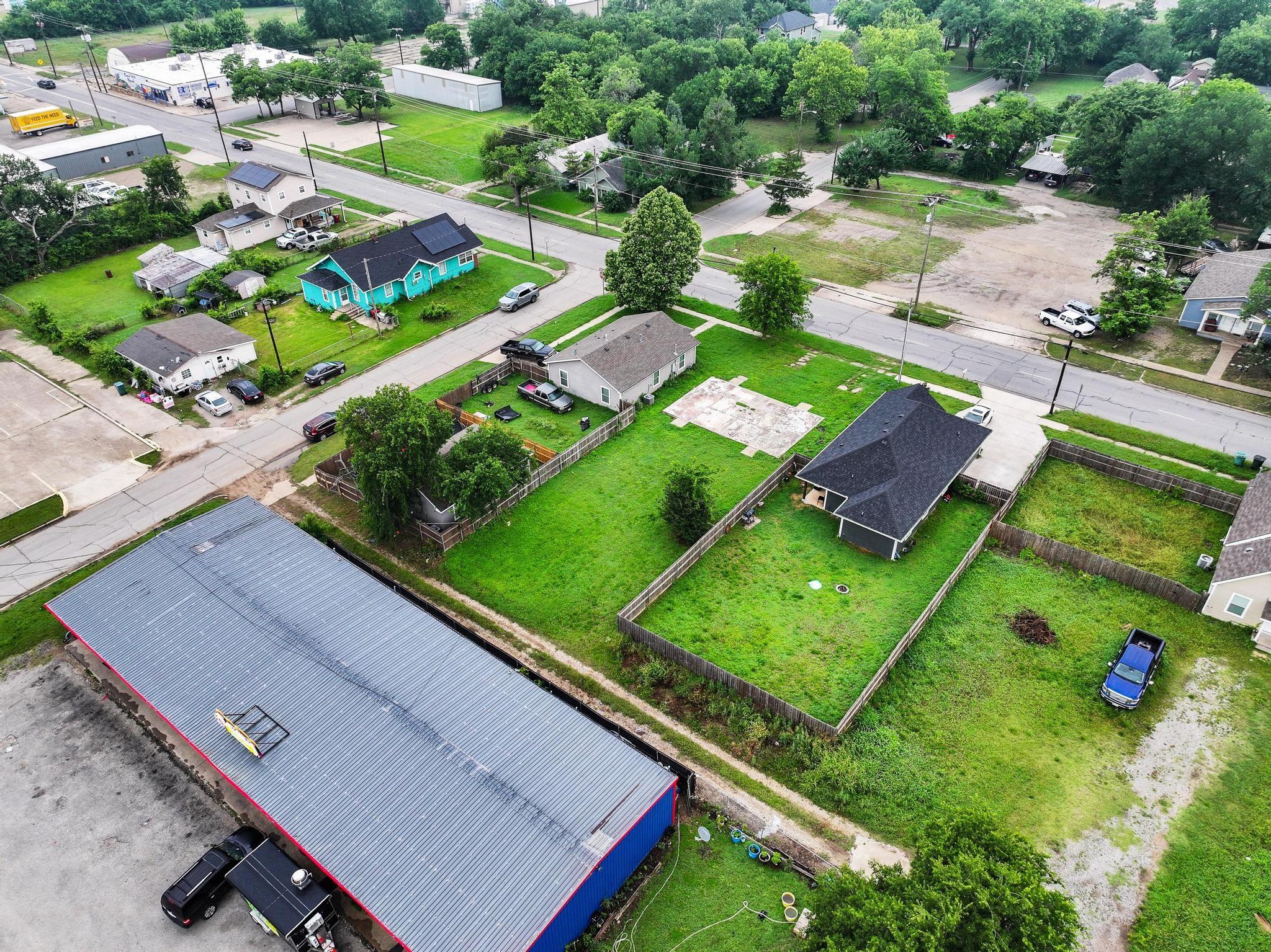 main property photo 5
