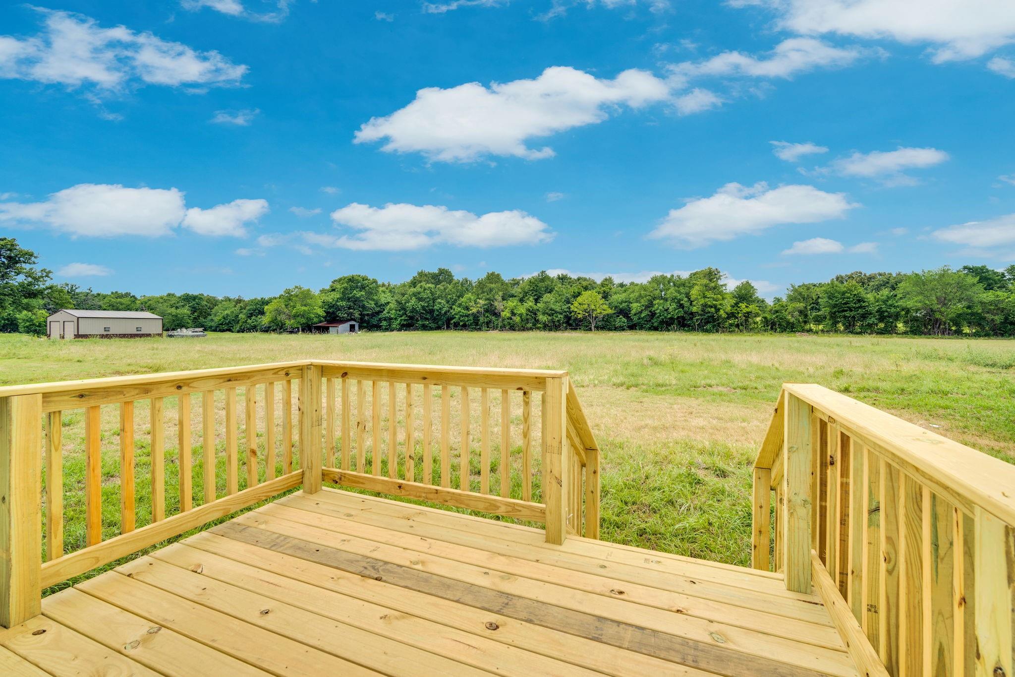 main property photo 24