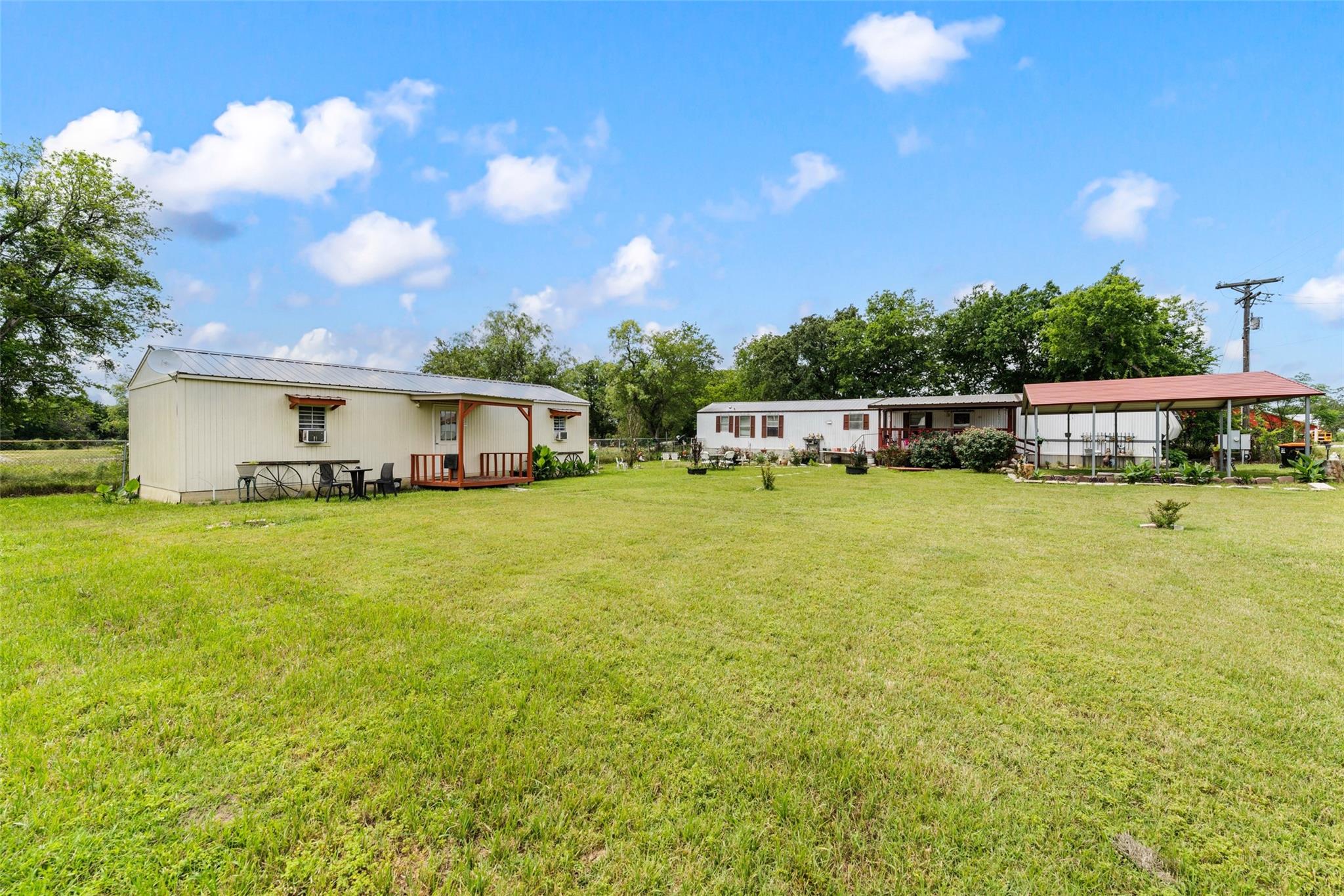 main property photo 20