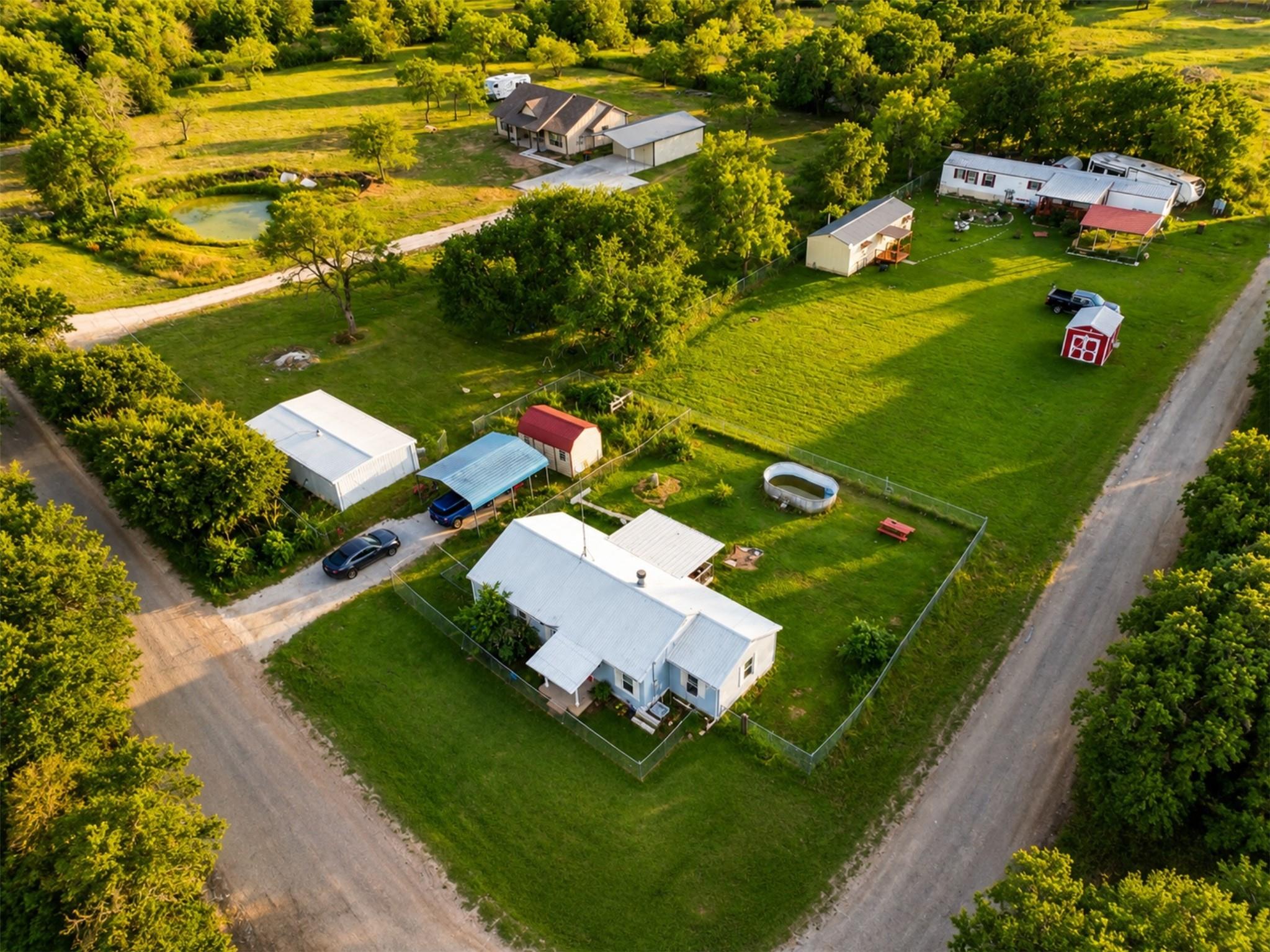 main property photo 32