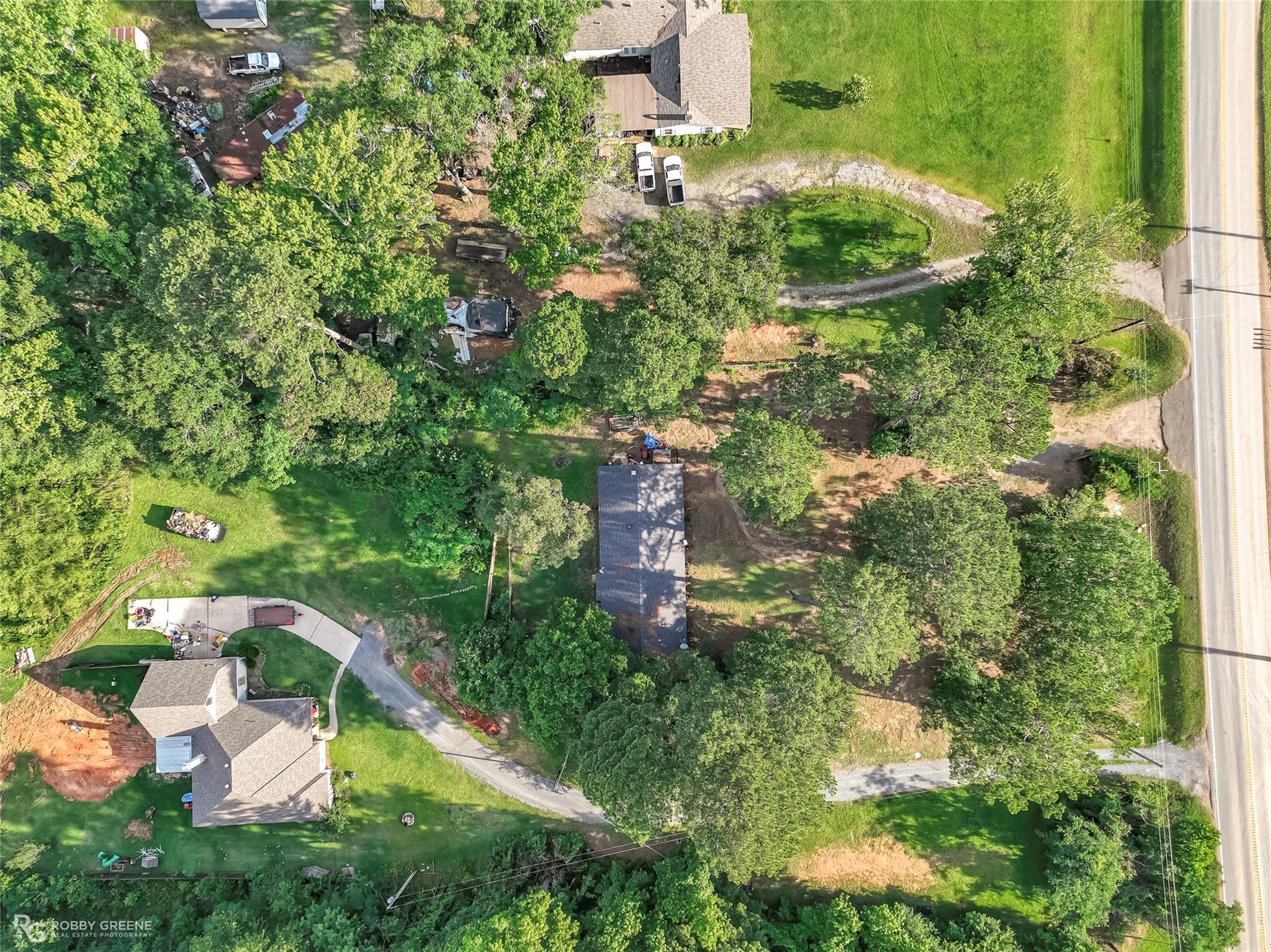 main property photo 35