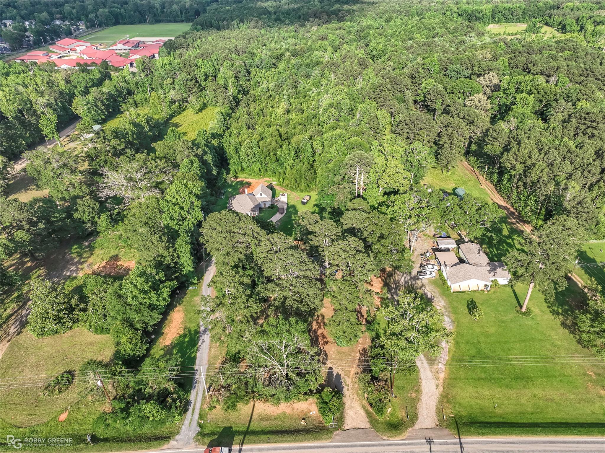 main property photo 37