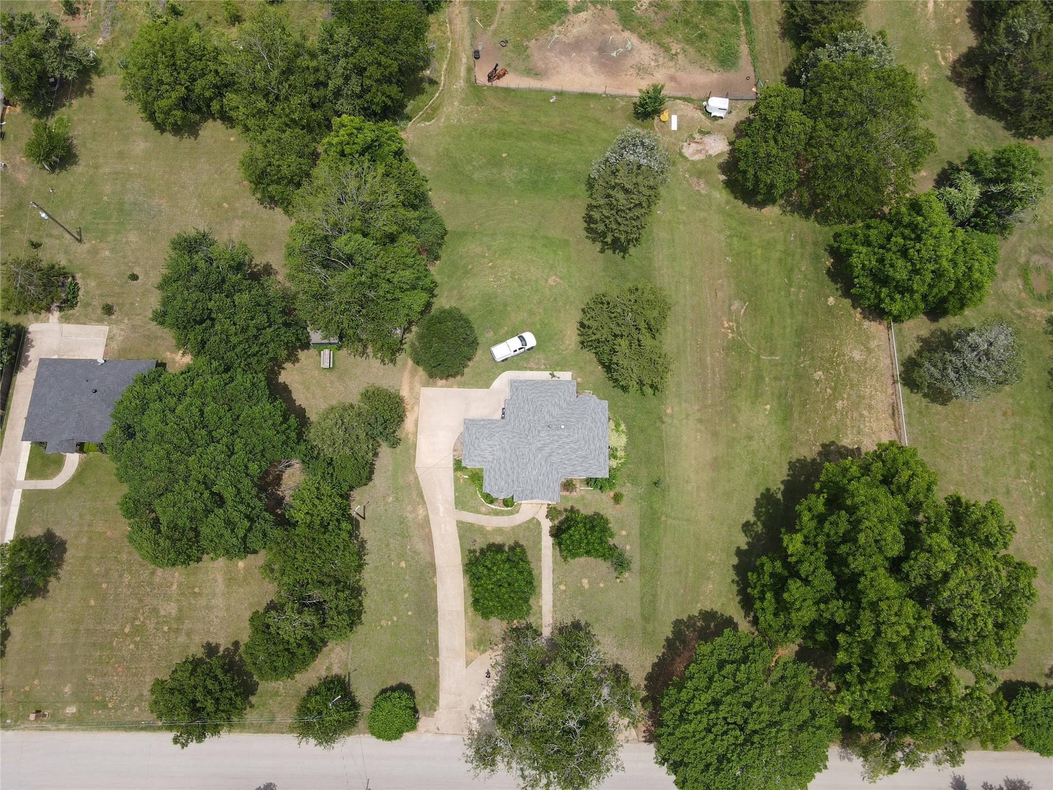 main property photo 19