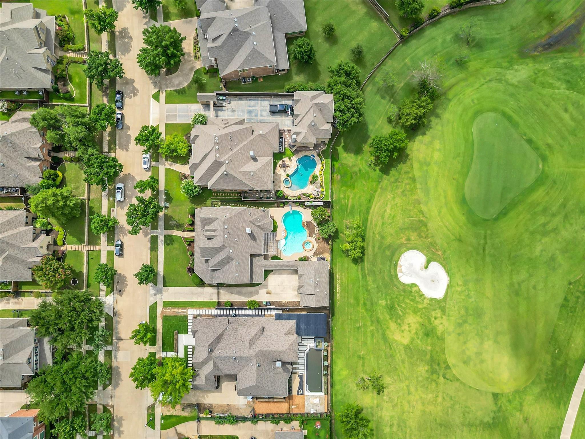 main property photo 39