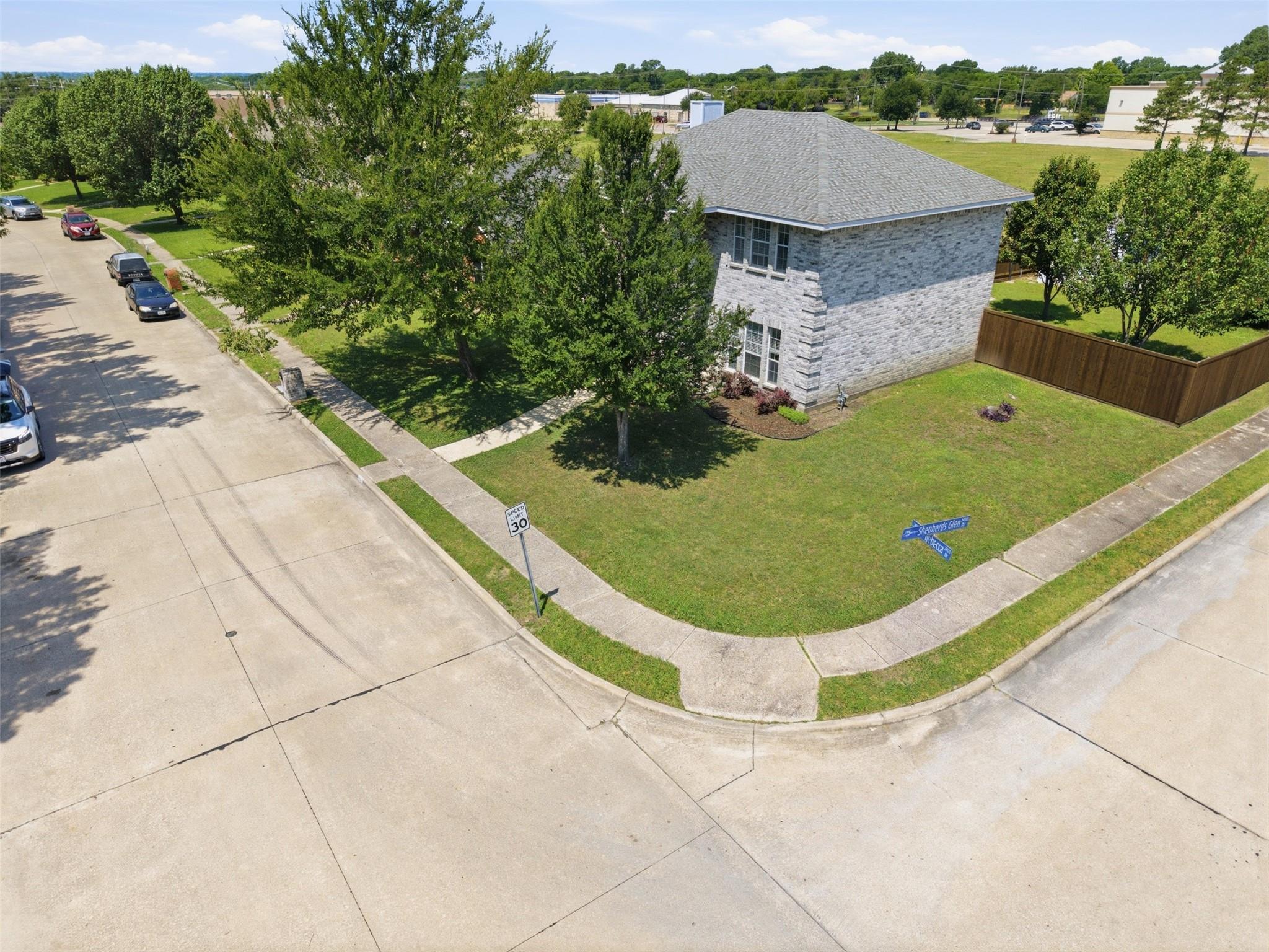 main property photo 33