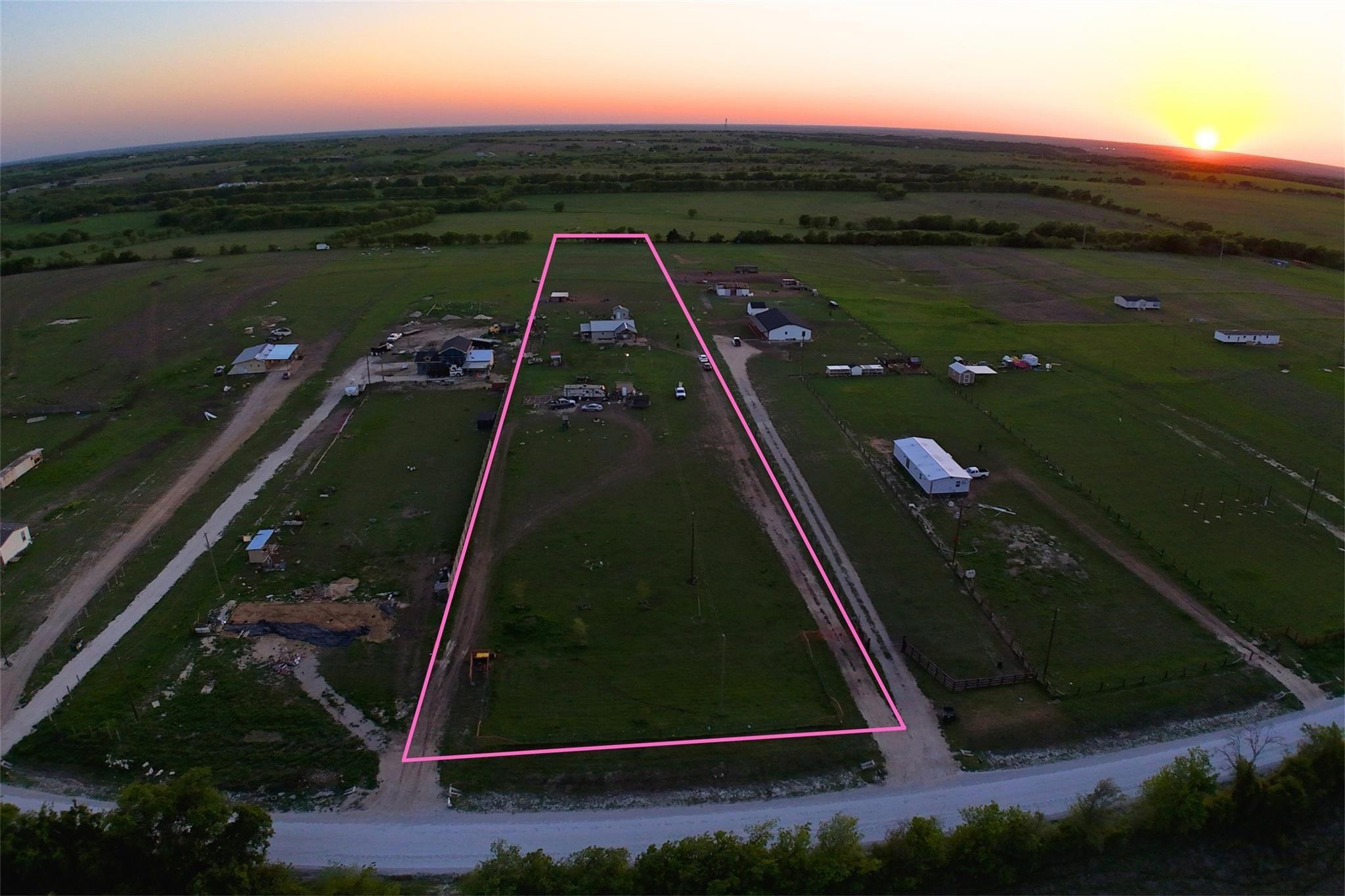 main property photo 6