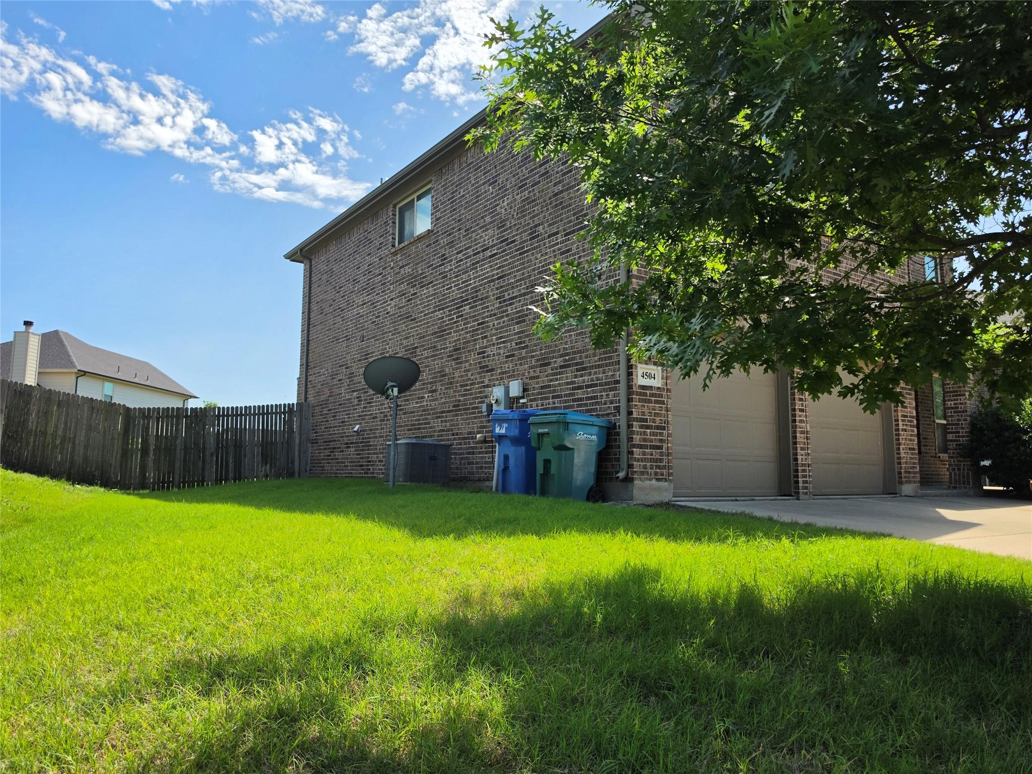 main property photo 24