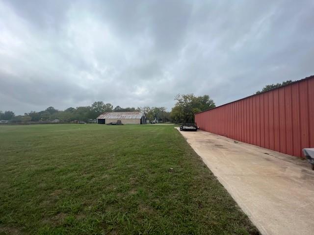 main property photo 11
