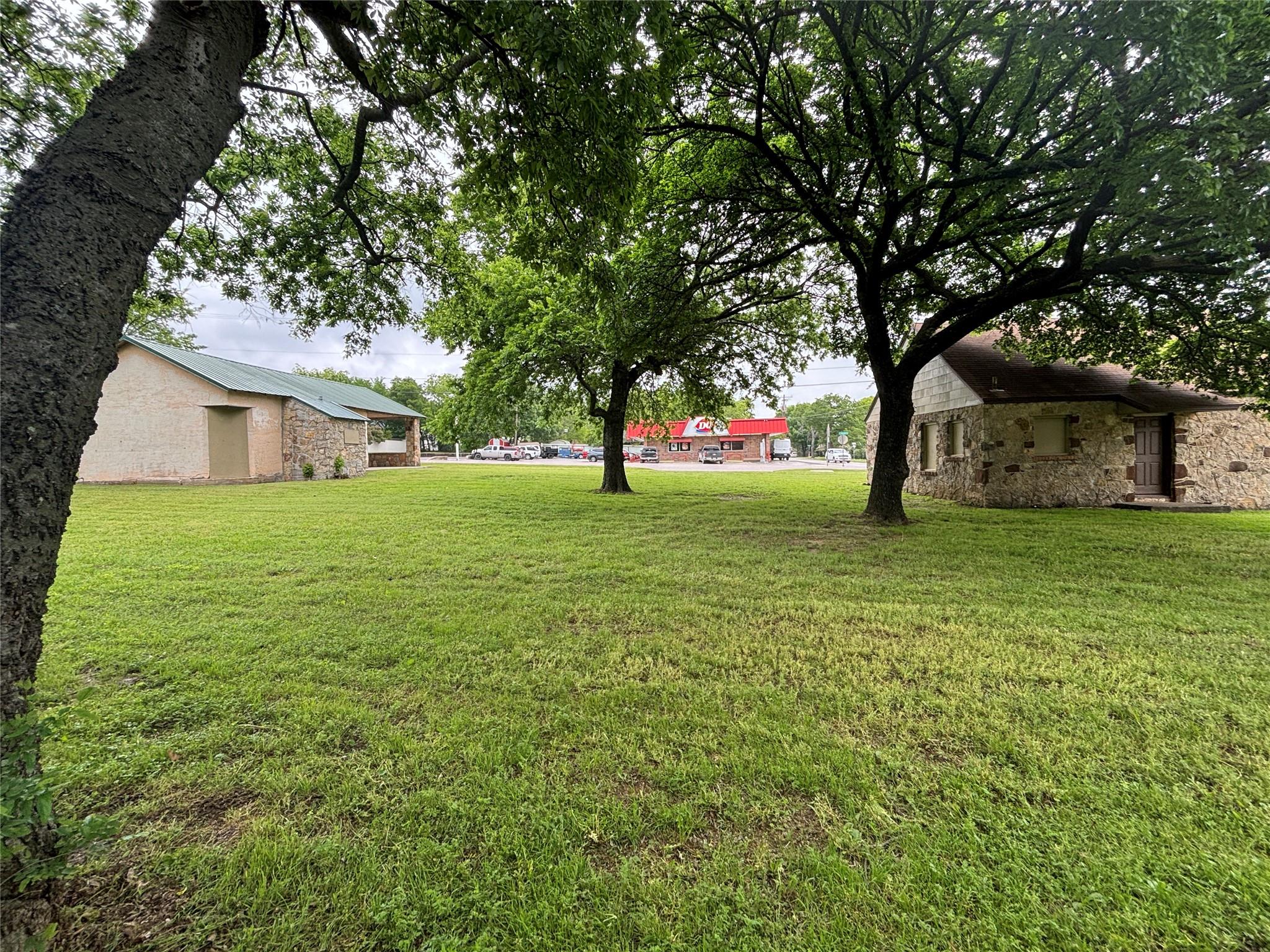 main property photo 14