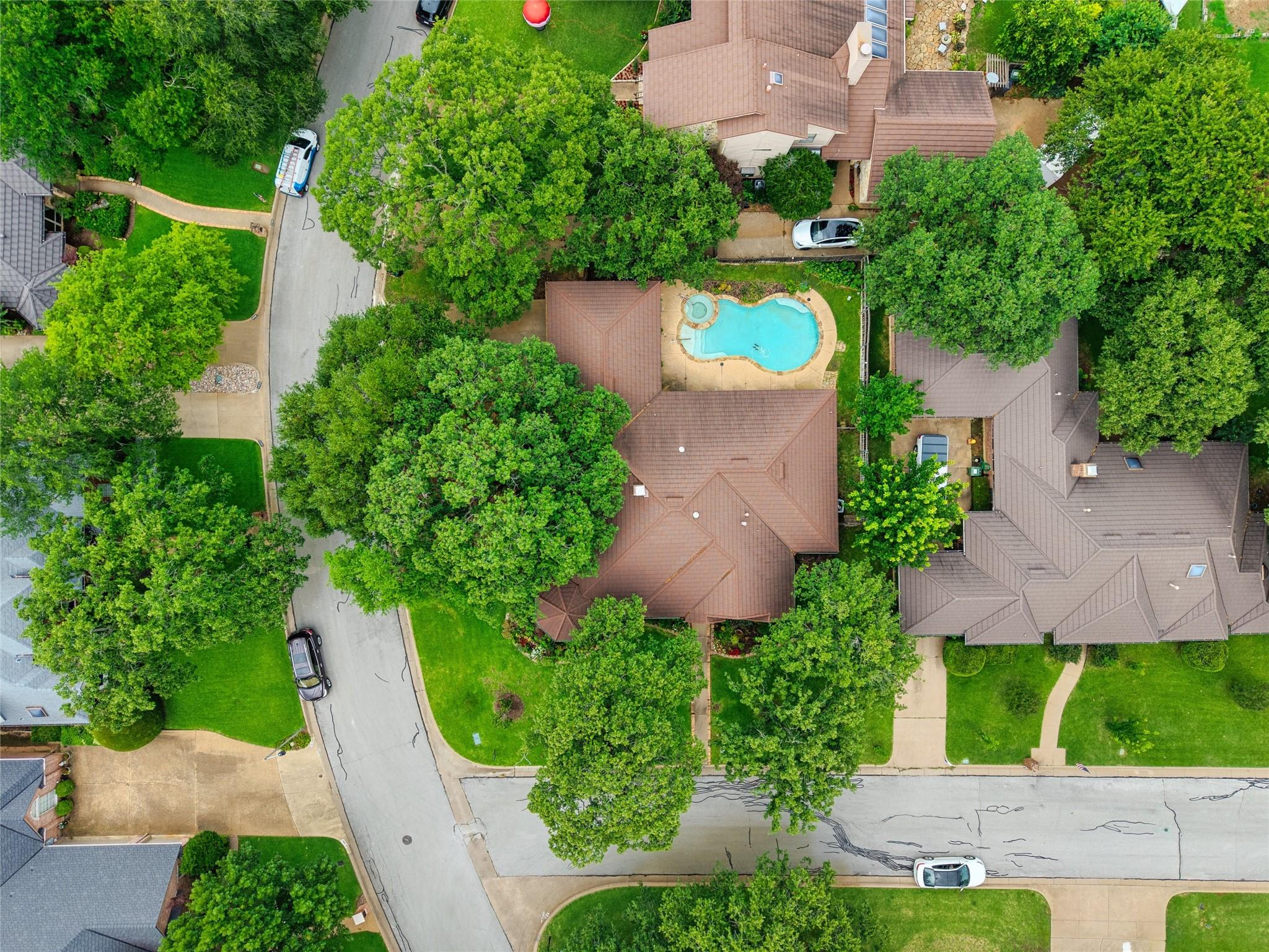 main property photo 34