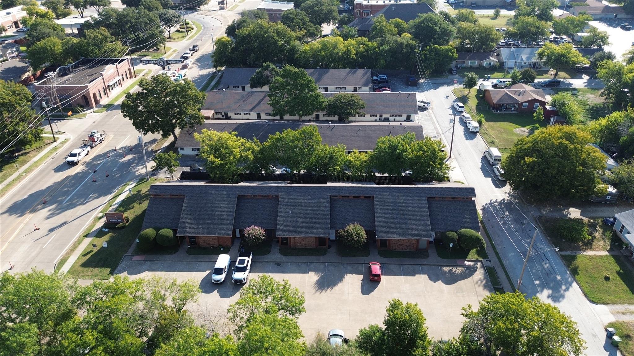 main property photo 14