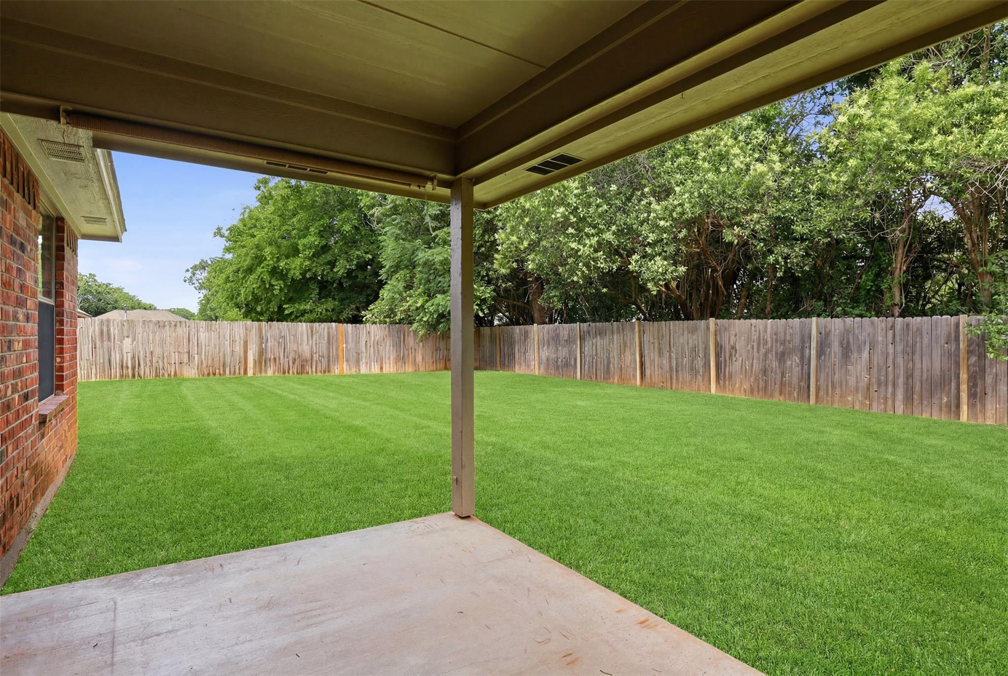 main property photo 26
