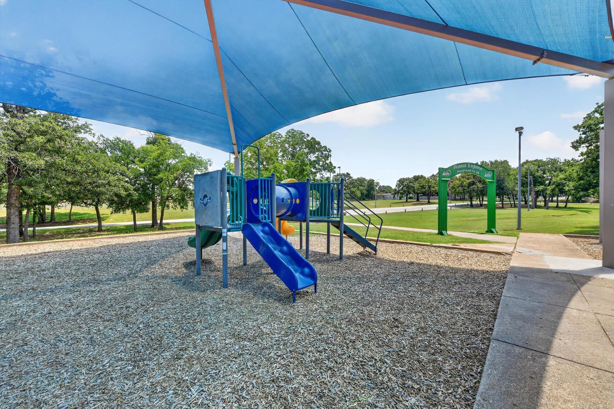main property photo 19