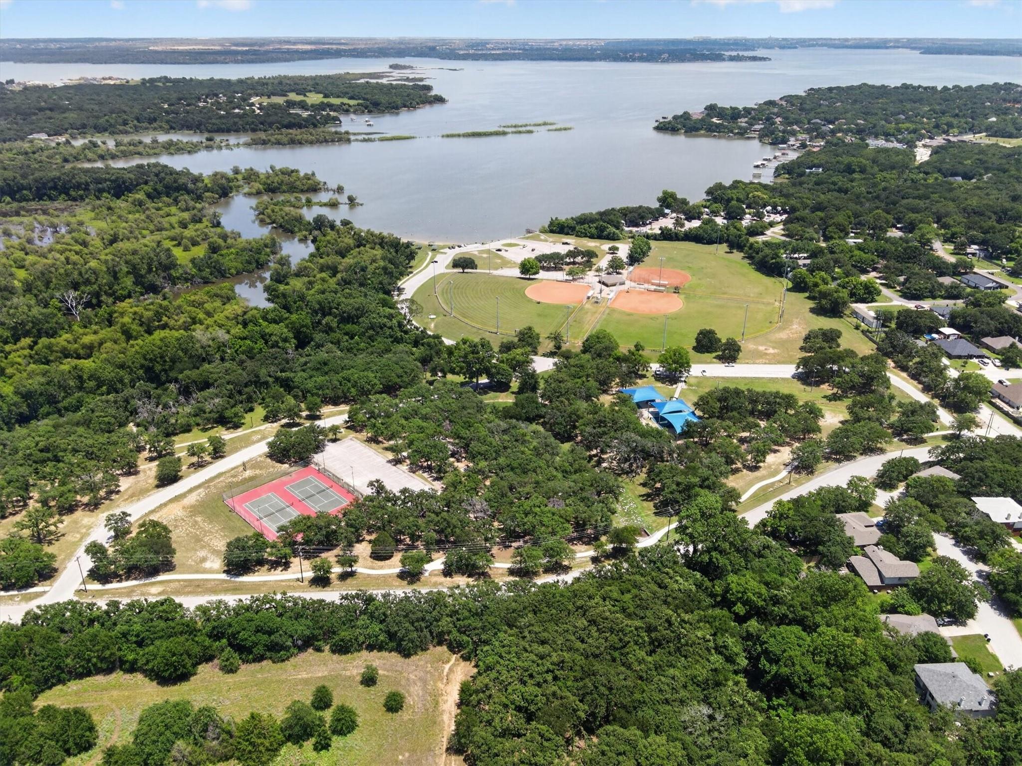 main property photo 9