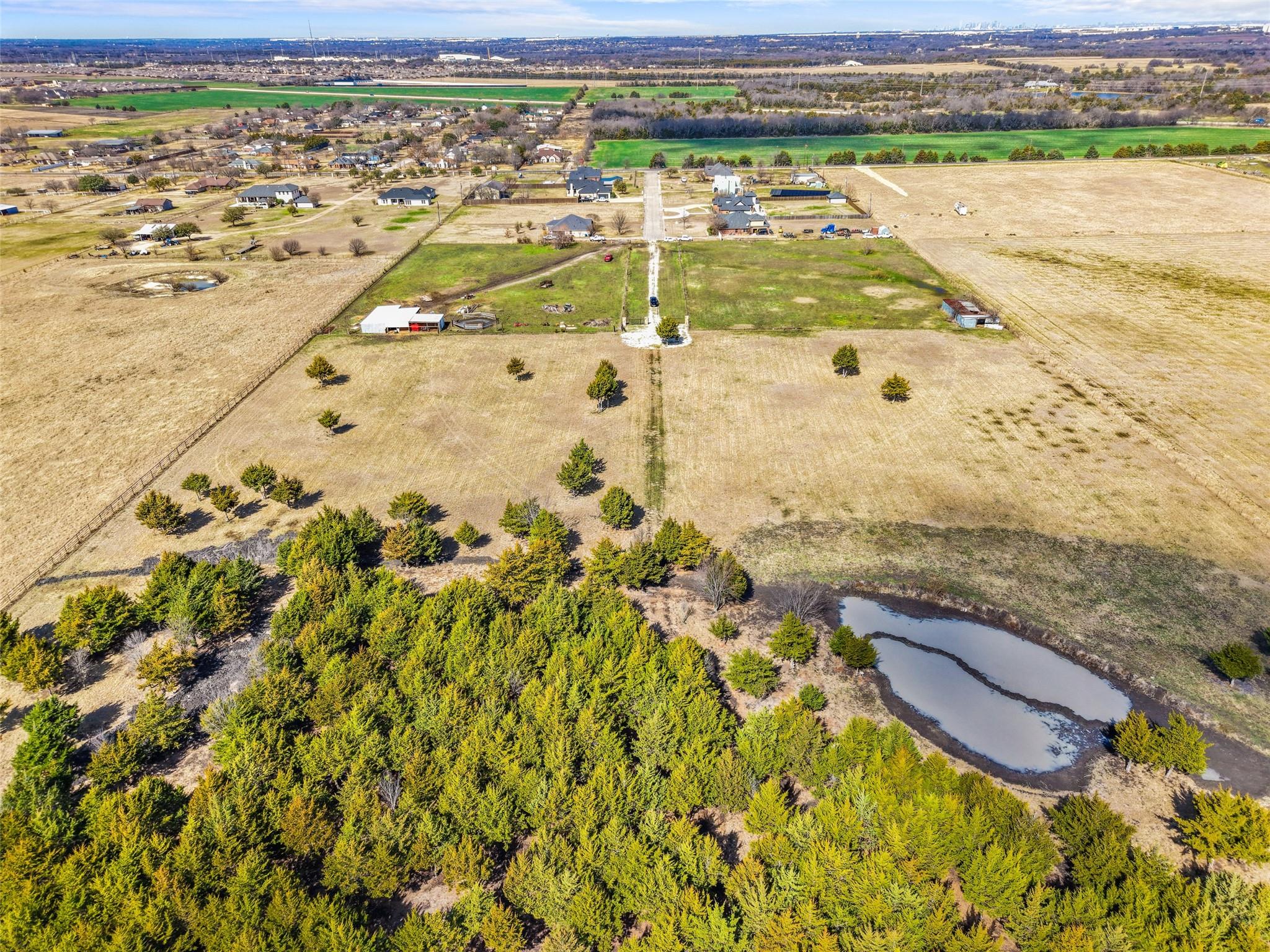 main property photo 18