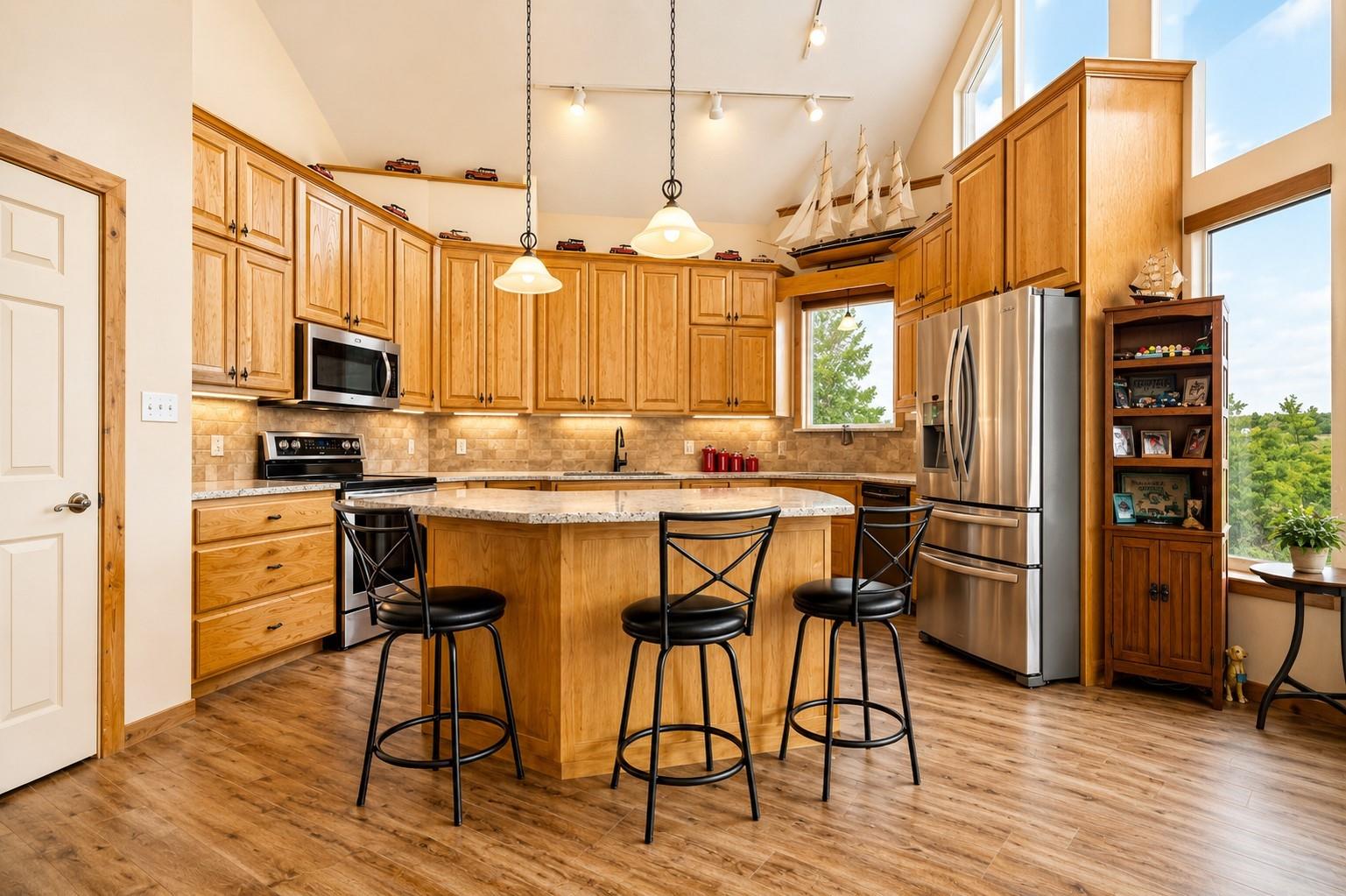 main property photo 6