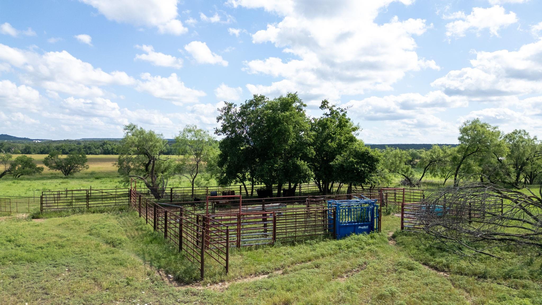 main property photo 18